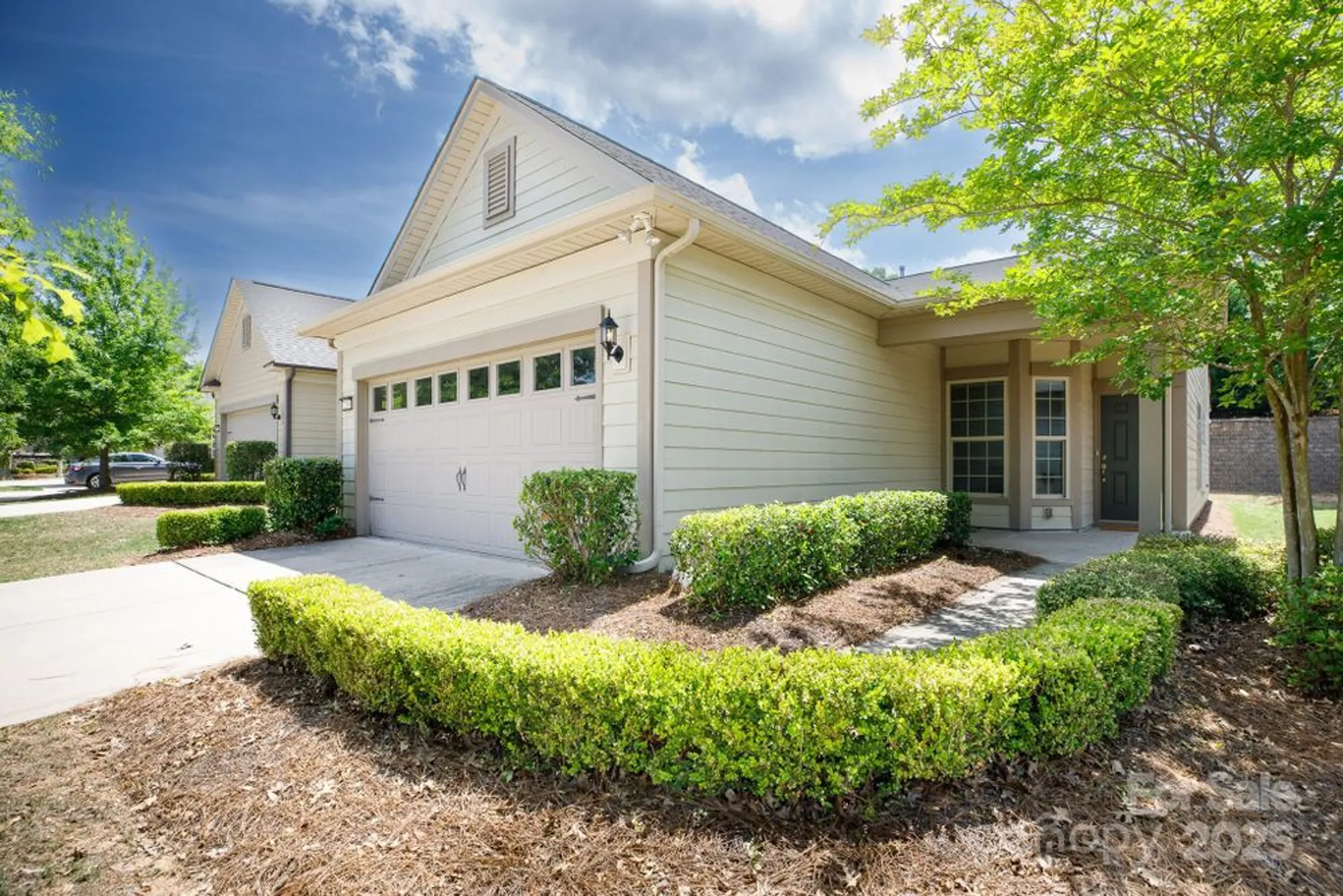 Property Slideshow image 1 of 24 | 238 cherry tree dr, Fort Mill, SC, 29715