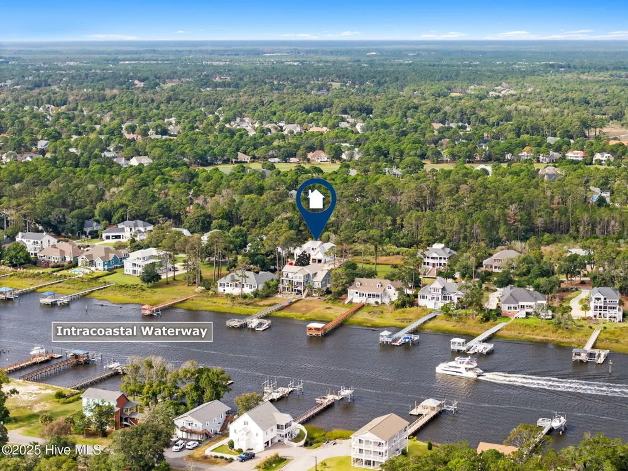 Property Slideshow image 6 of 71 | 2611 mariners way, Southport, NC, 28461