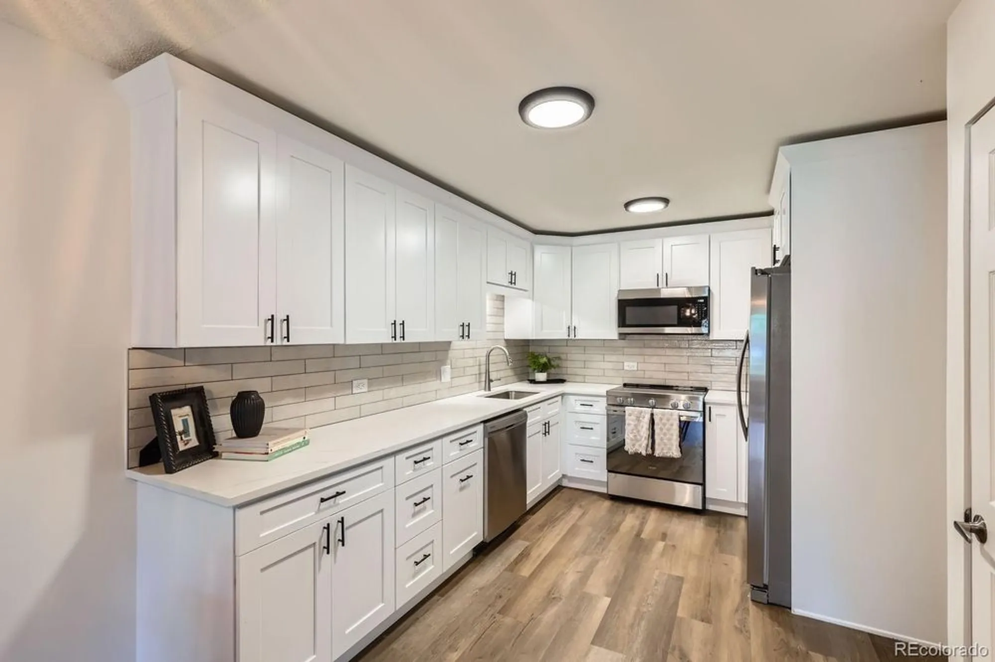 Property Slideshow image 1 of 13 | 610 s clinton st 5a, Denver, CO, 80247