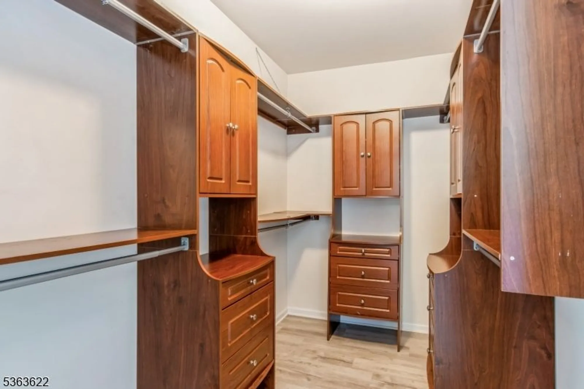 Property Slideshow image 15 of 28 | 2305 courtney ln, Somerset, NJ, 08873