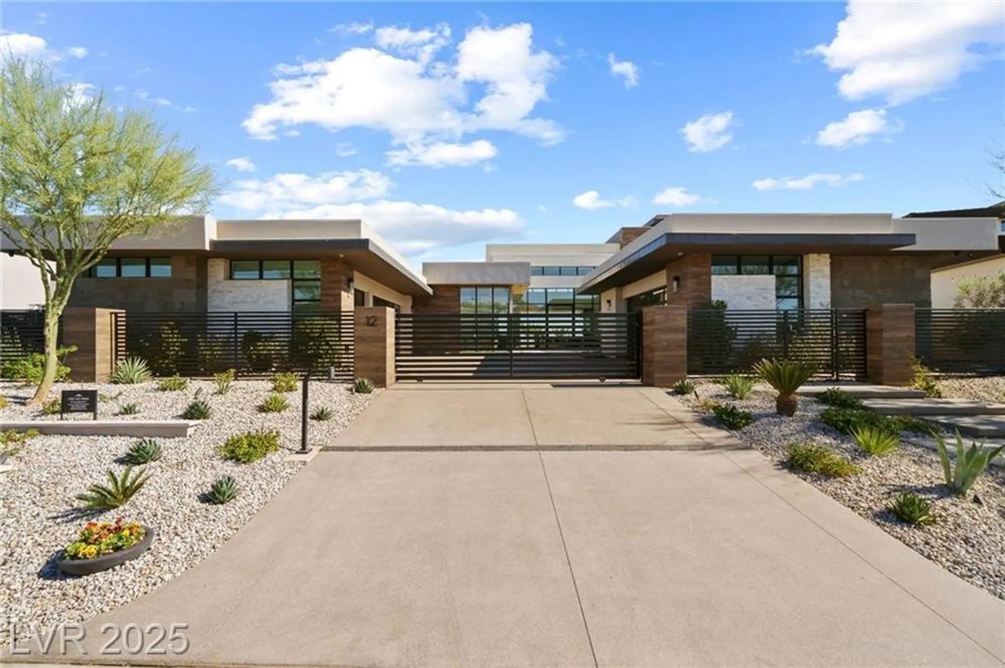 Property Slideshow image 90 of 99 | 12 rainbow point pl, Henderson, NV, 89011