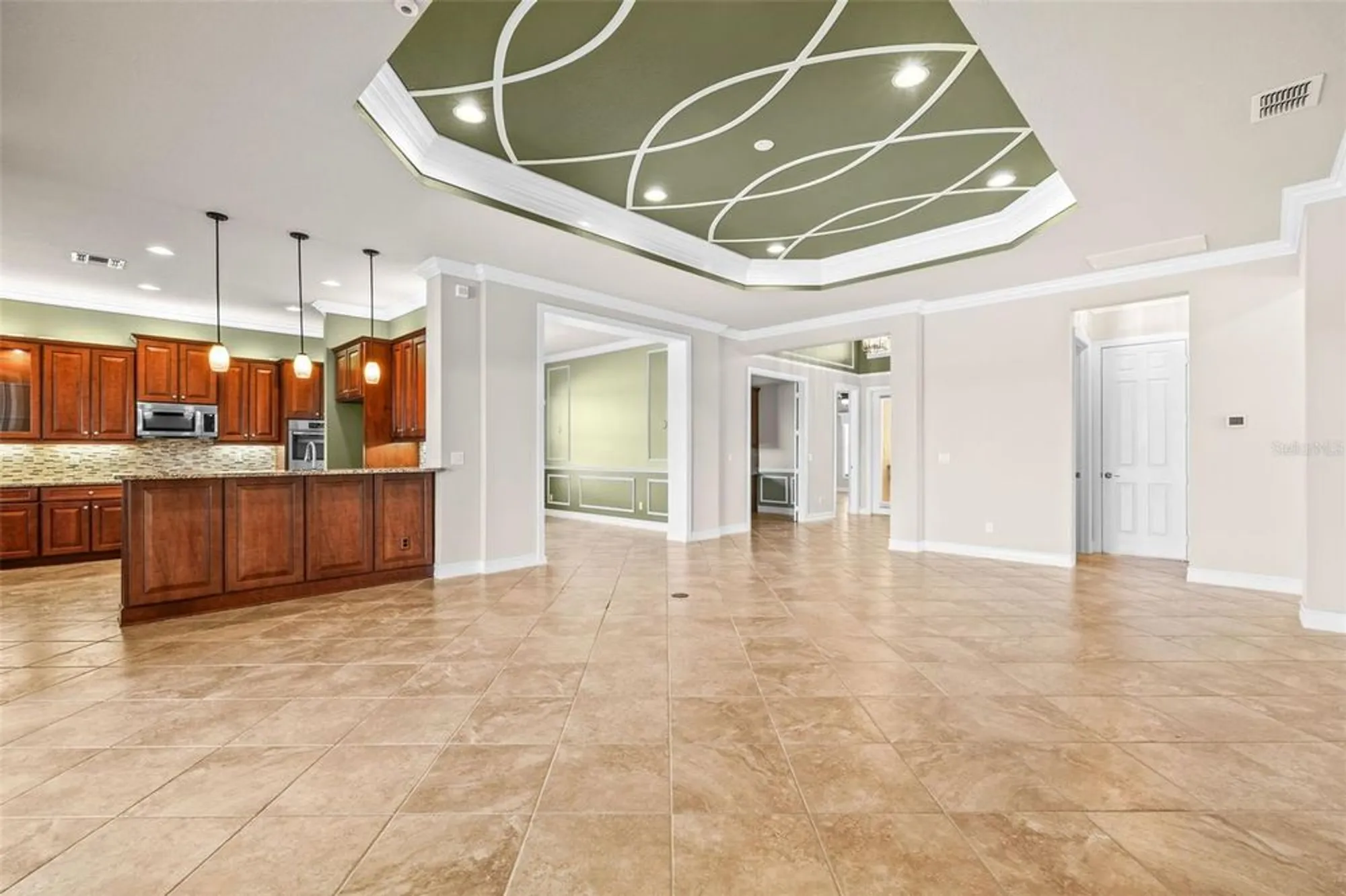 Property Slideshow image 13 of 88 | 5073 stone harbor cir, Wimauma, FL, 33598