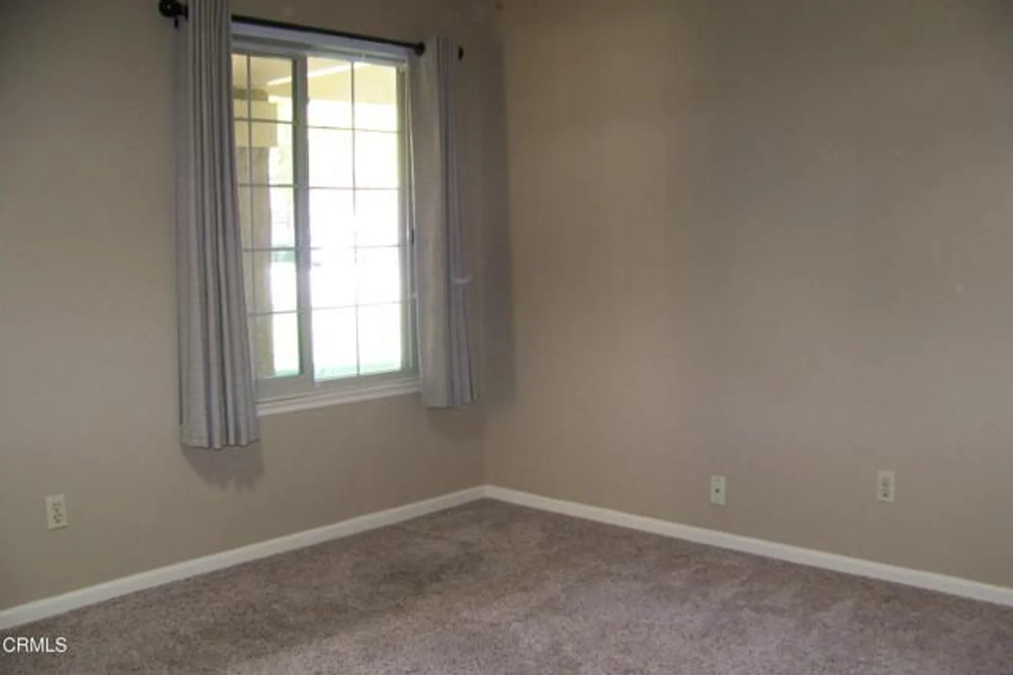 Property Slideshow image 22 of 28 | 37203 village 37, Camarillo, CA, 93012