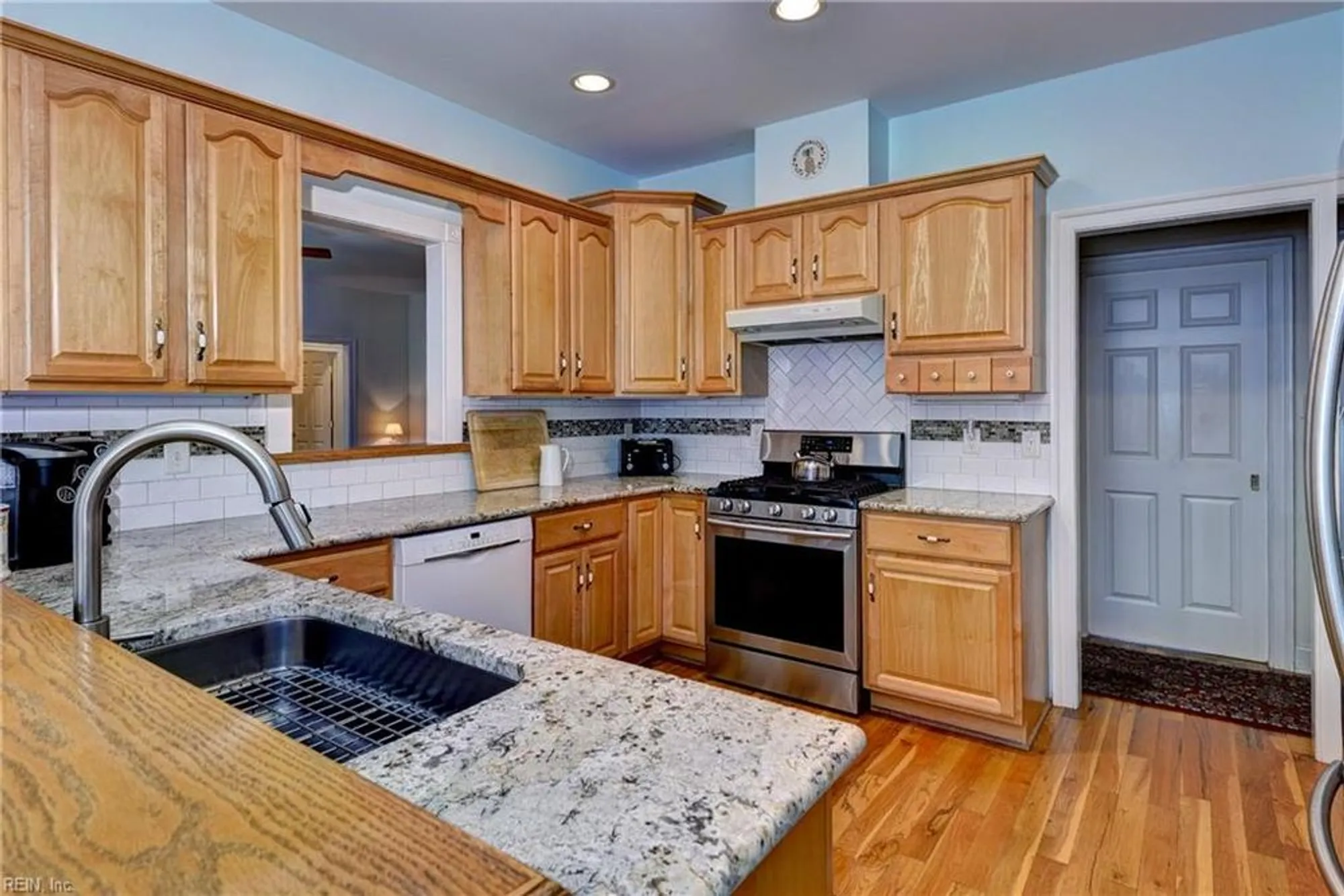 Property Slideshow image 16 of 39 | 140 western gailes, Williamsburg, VA, 23188