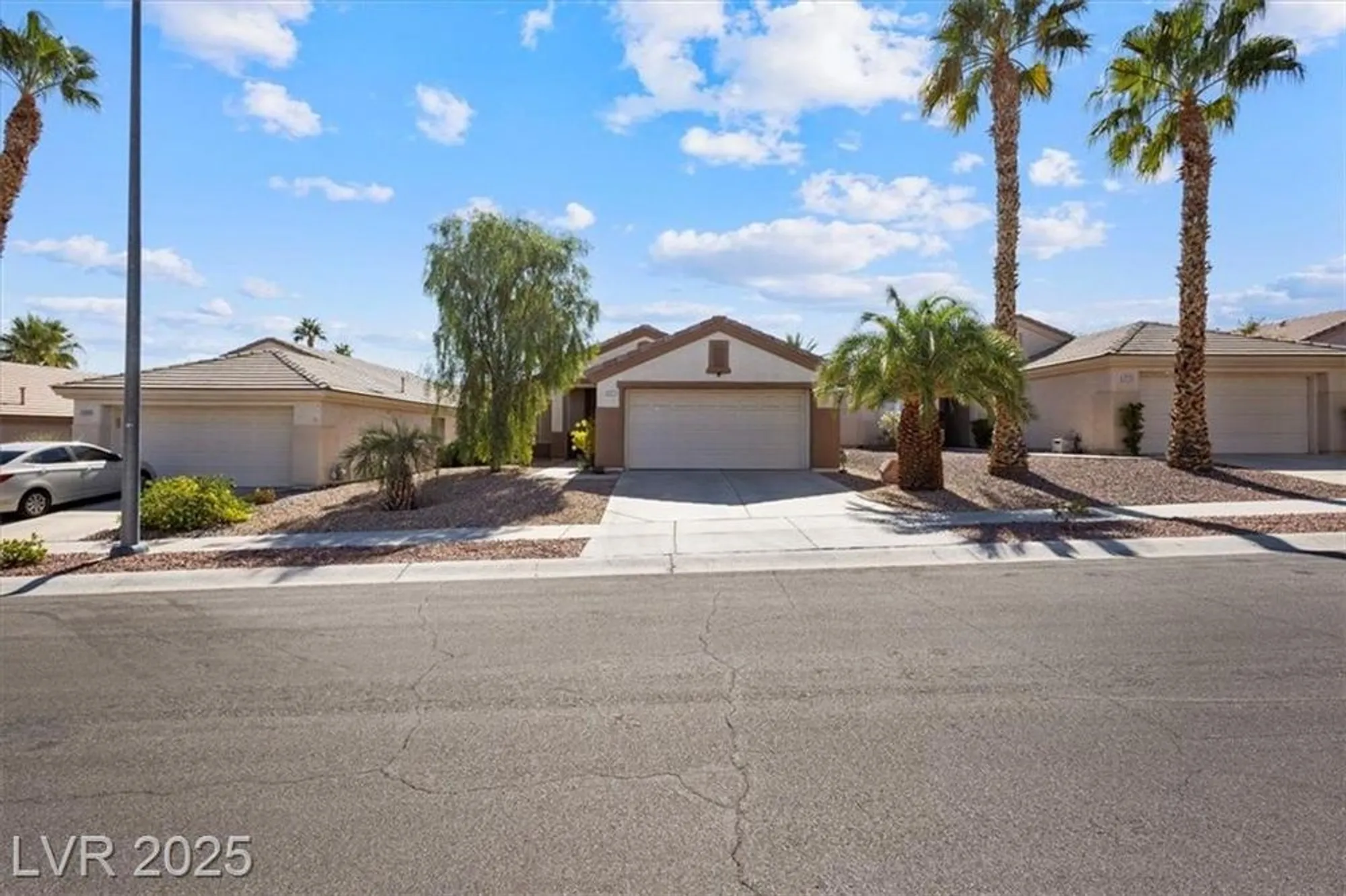 Property Slideshow image 4 of 36 | 2171 high mesa dr, Henderson, NV, 89012