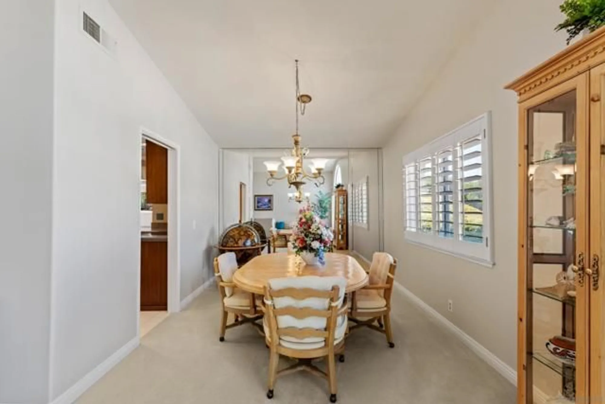 Property Slideshow image 8 of 37 | 18018 calle estepona, San Diego, CA, 92128