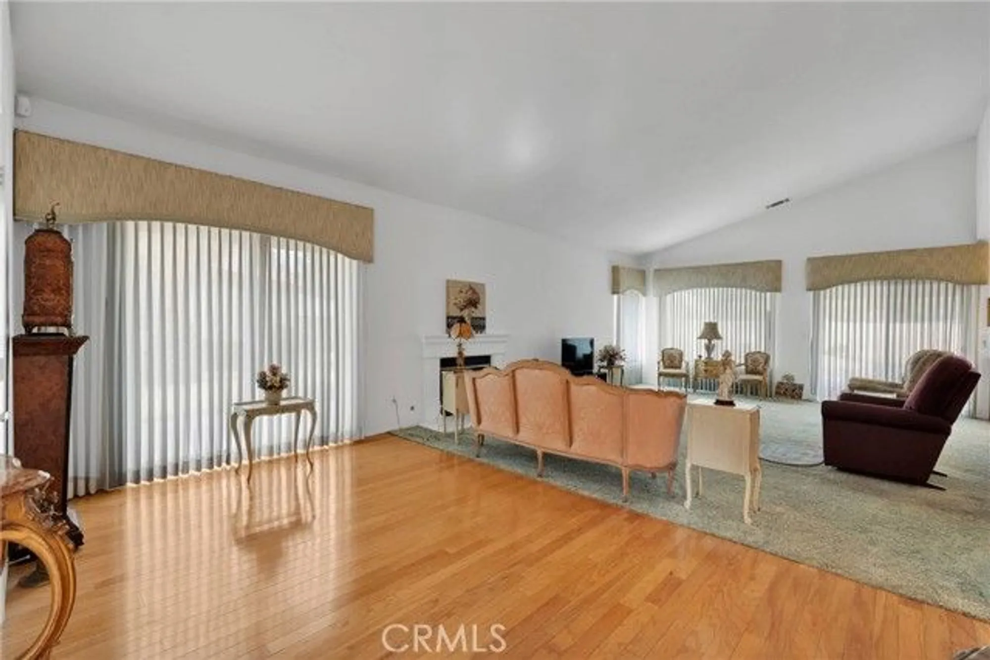 Property Slideshow image 7 of 54 | 19559 northstar ct, Apple Valley, CA, 92308