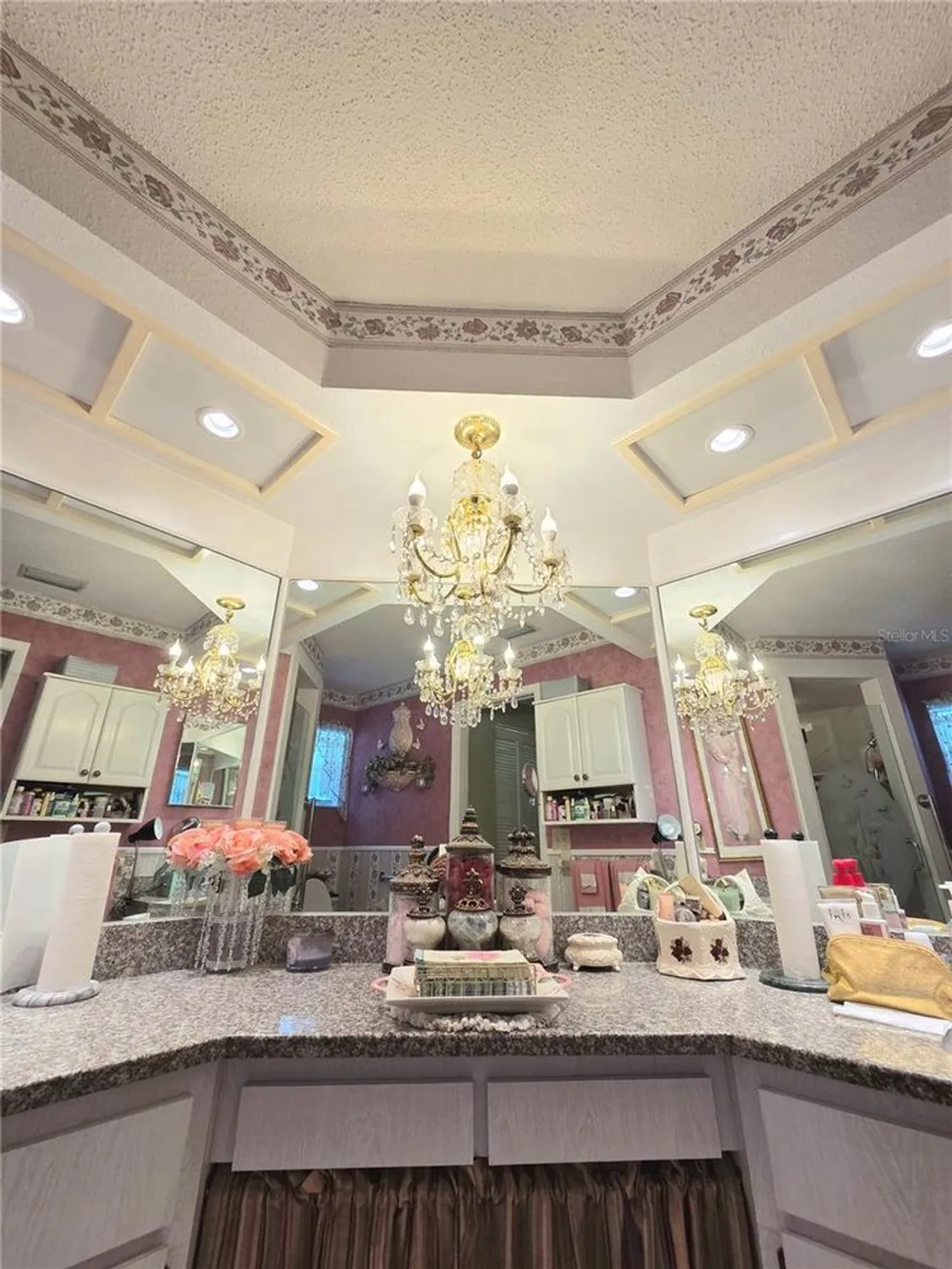 Property Slideshow image 19 of 48 | 9902 saint joseph ct, New Port Richey, FL, 34655