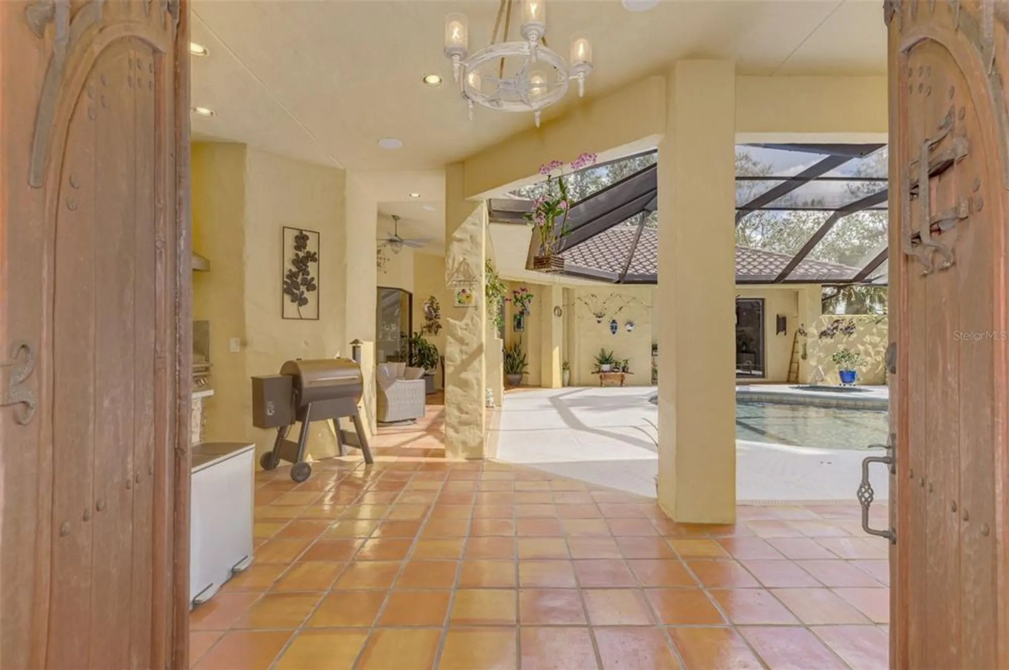 Property Slideshow image 4 of 100 | 3060 rivershore ln, Port Charlotte, FL, 33953