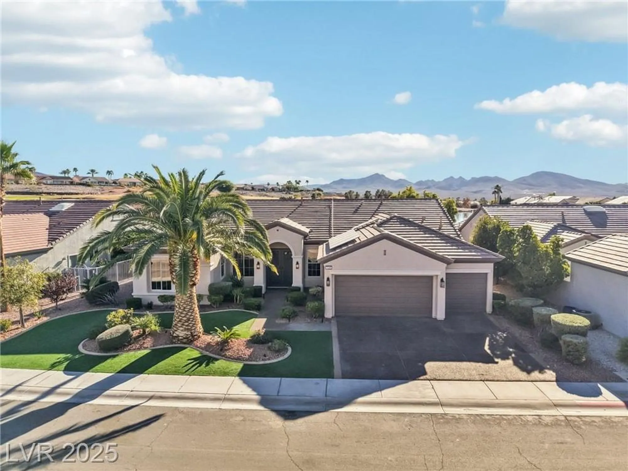 Property Slideshow image 65 of 84 | 2695 olivia heights ave, Henderson, NV, 89052