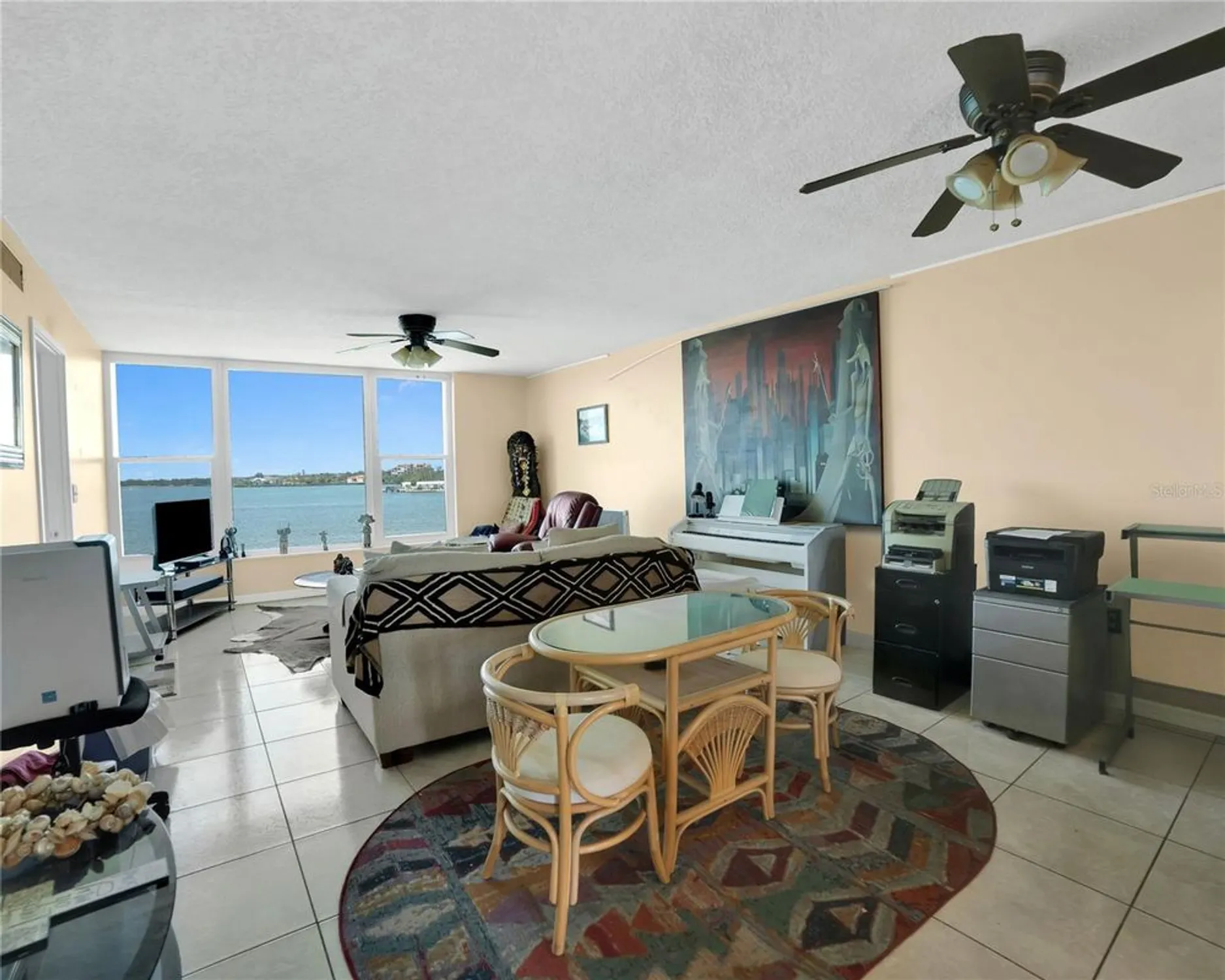 Property Slideshow image 7 of 17 | 7560 bay island dr 348, South Pasadena, FL, 33707