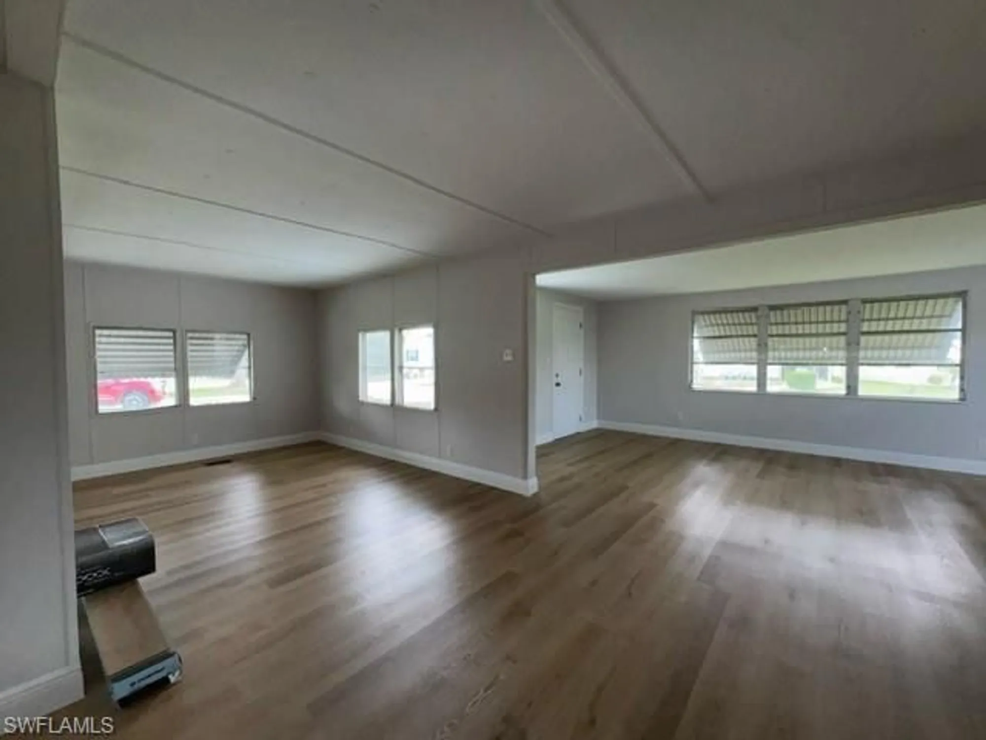 Property Slideshow image 7 of 7 | 6 saint tropez dr, Naples, FL, 34112