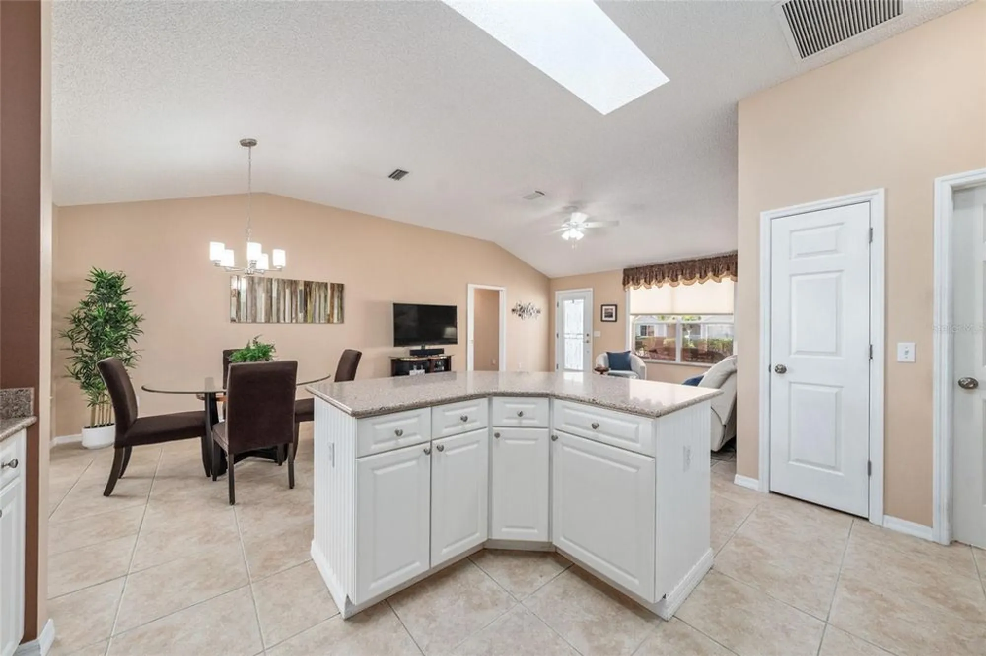 Property Slideshow image 12 of 38 | 411 aldama ave, The Villages, FL, 32159
