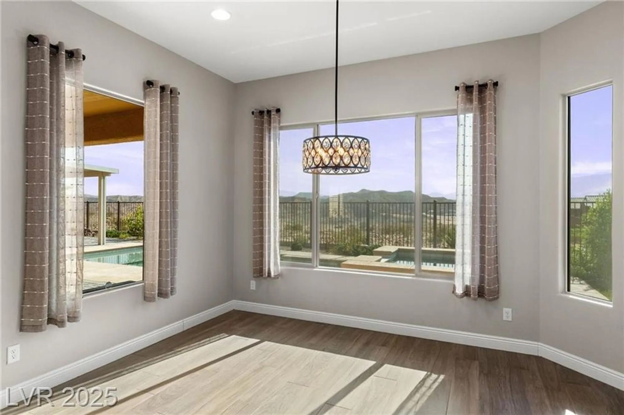 Property Slideshow image 5 of 32 | 1148 dreamcatcher blf, Mesquite, NV, 89034