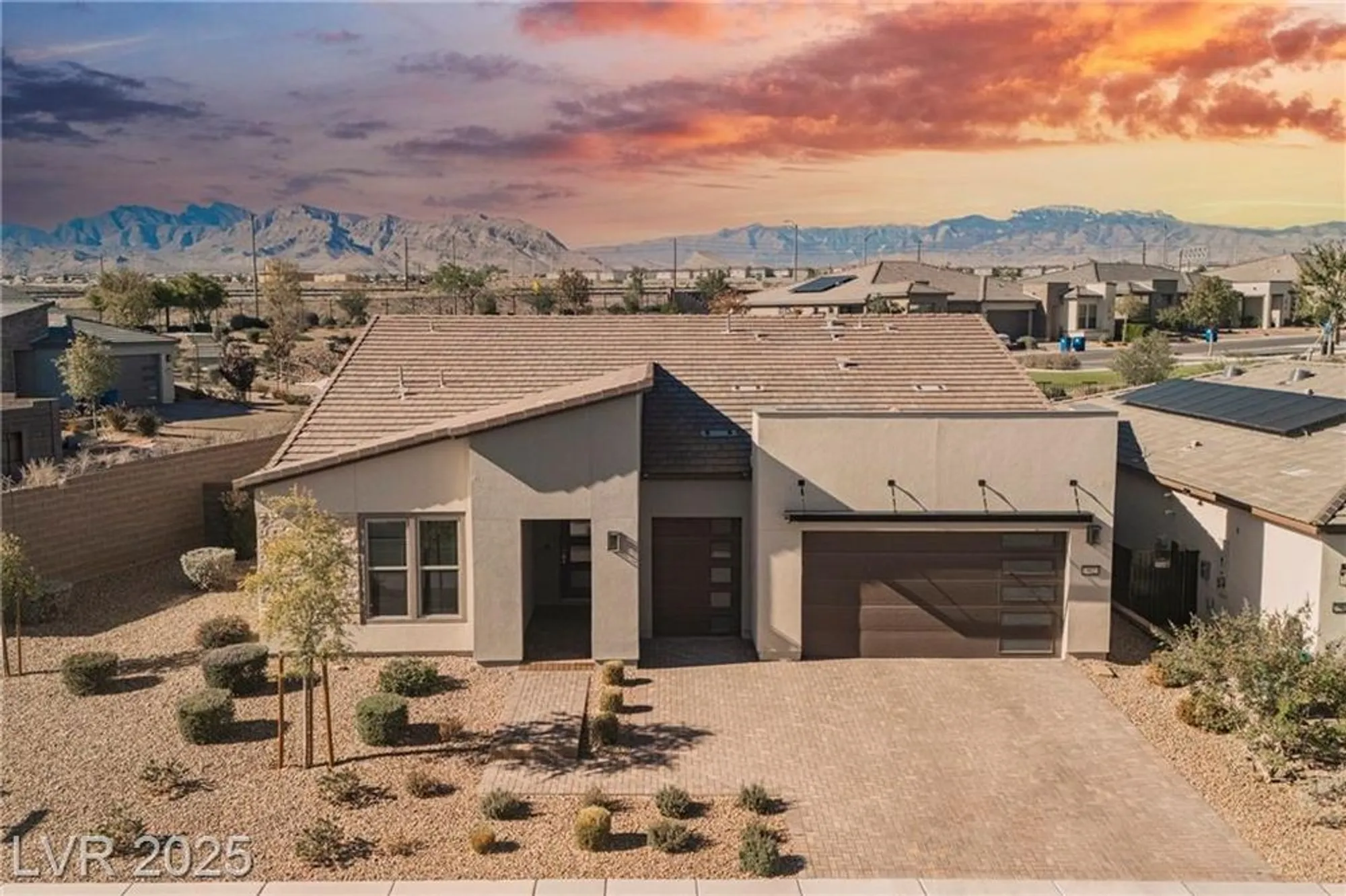 Property Slideshow image 1 of 67 | 10023 chrysolite pl, Las Vegas, NV, 89143