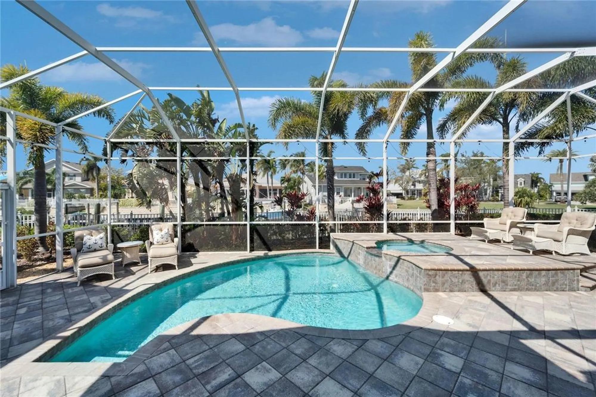 Property Slideshow image 11 of 99 | 5616 seagrass pl, Apollo Beach, FL, 33572