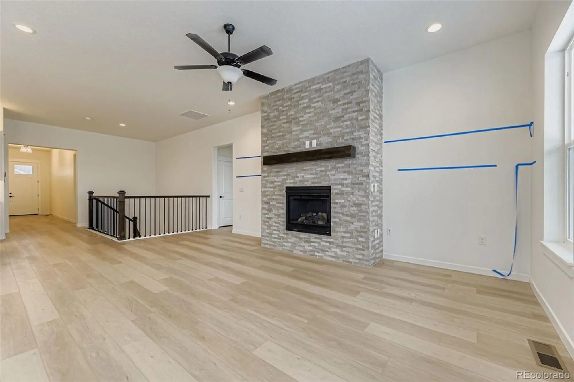 Property Slideshow image 6 of 24 | 8895 s riviera way, Aurora, CO, 80016