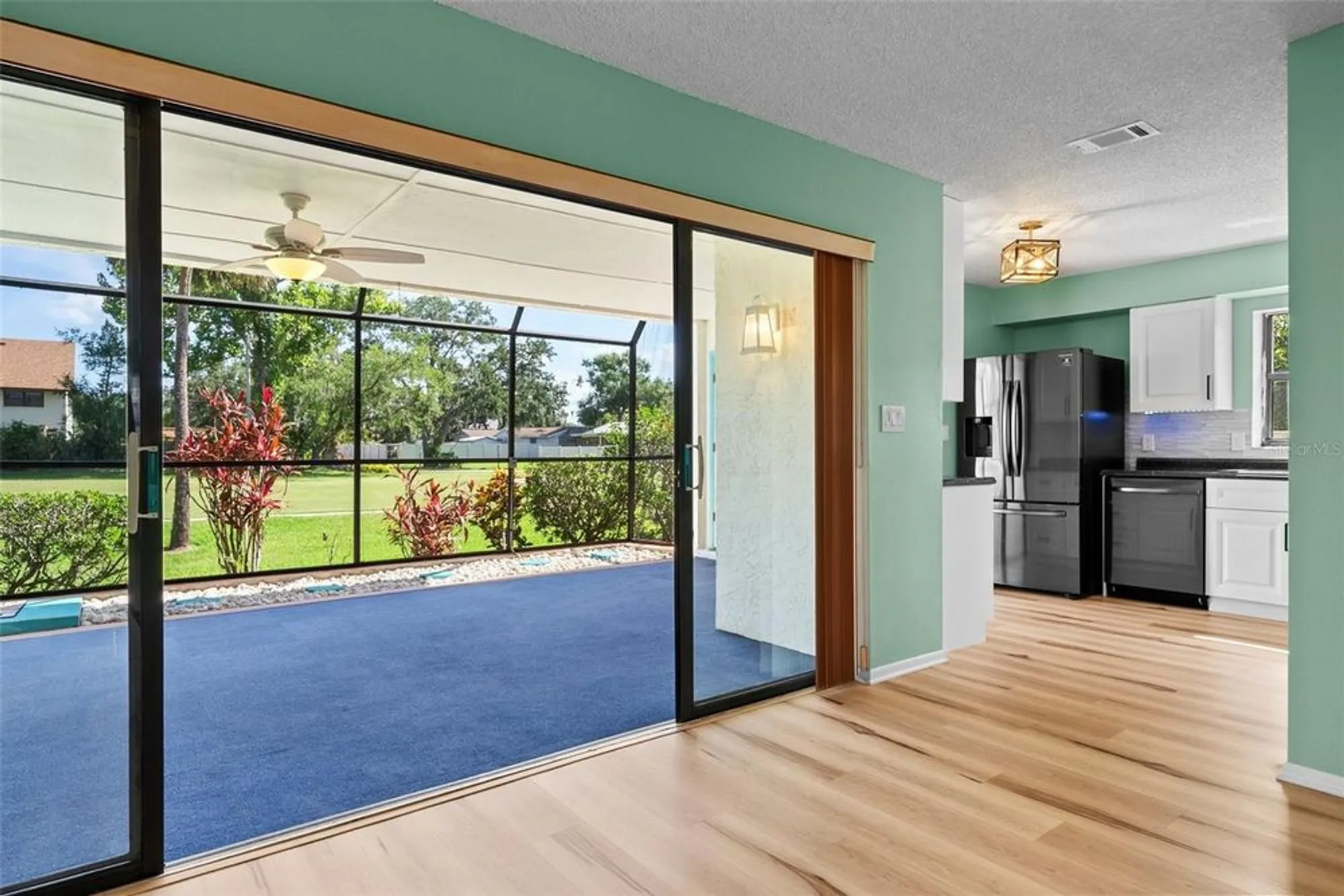 Property Slideshow image 12 of 50 | 6061 fairway ln 1411, Bradenton, FL, 34210