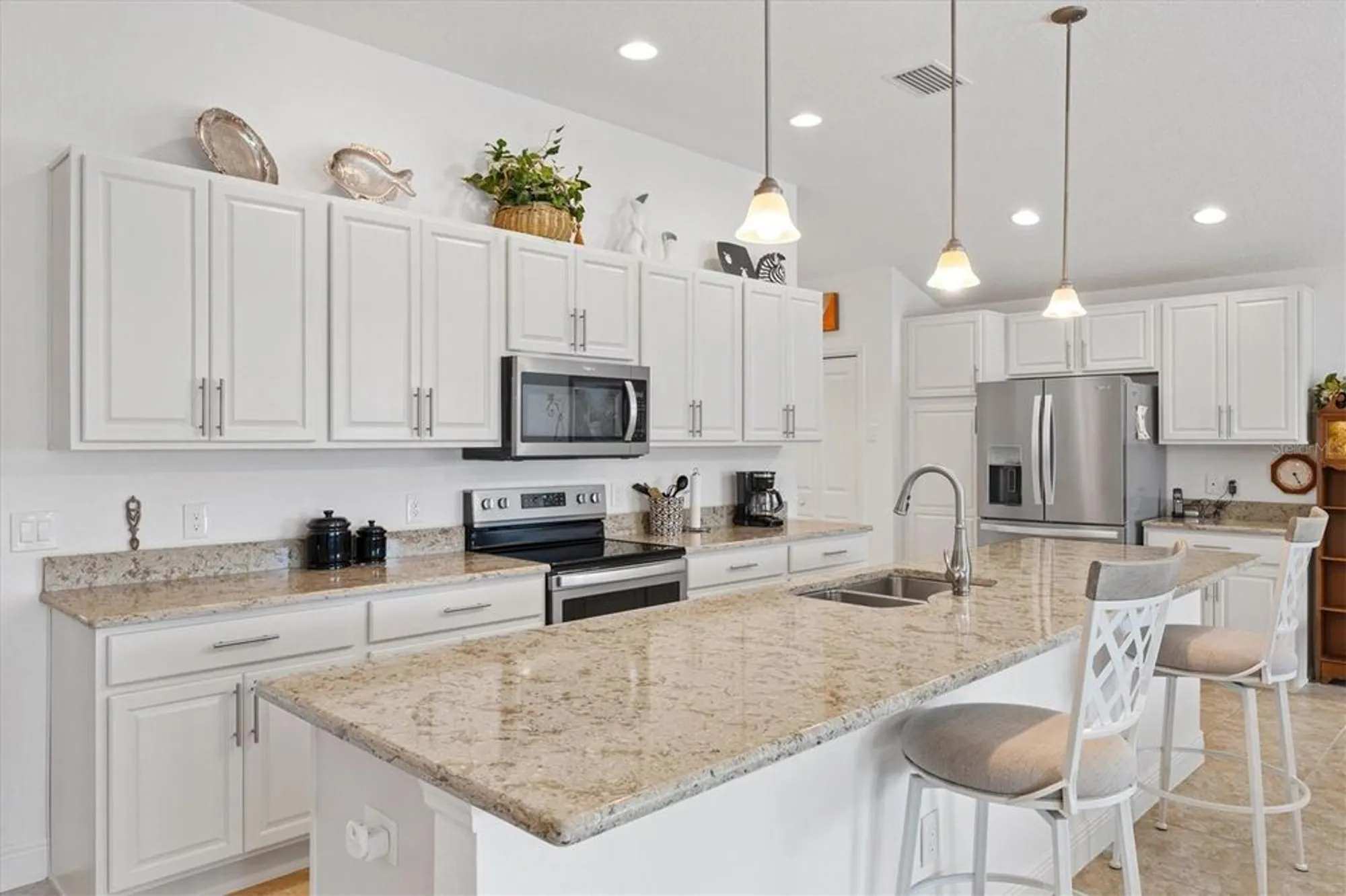 Property Slideshow image 9 of 41 | 10404 silver maple ave, Oxford, FL, 34484