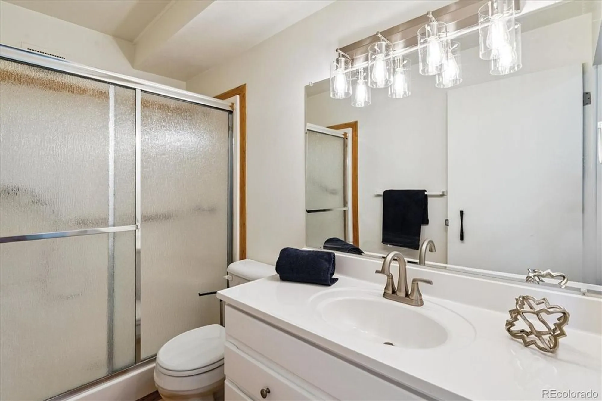 Property Slideshow image 12 of 50 | 9300 e center ave 2b, Denver, CO, 80247