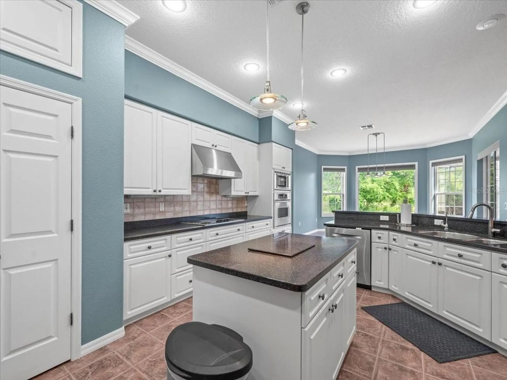 Property Slideshow image 20 of 58 | 8698 mississippi run, Weeki Wachee, FL, 34613