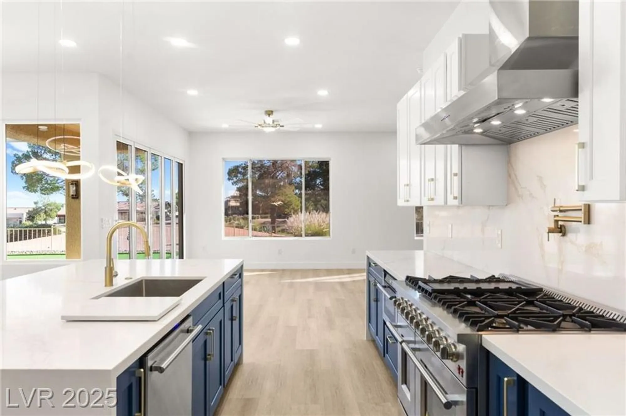 Property Slideshow image 26 of 99 | 3004 darby falls dr, Las Vegas, NV, 89134