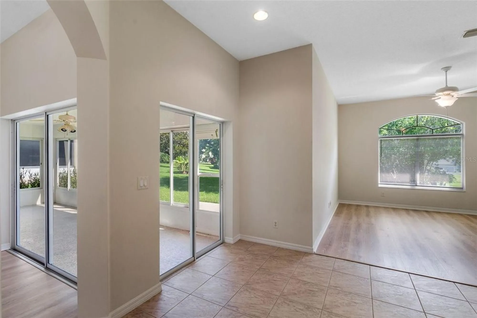 Property Slideshow image 13 of 21 | 26908 honeymoon ave, Leesburg, FL, 34748