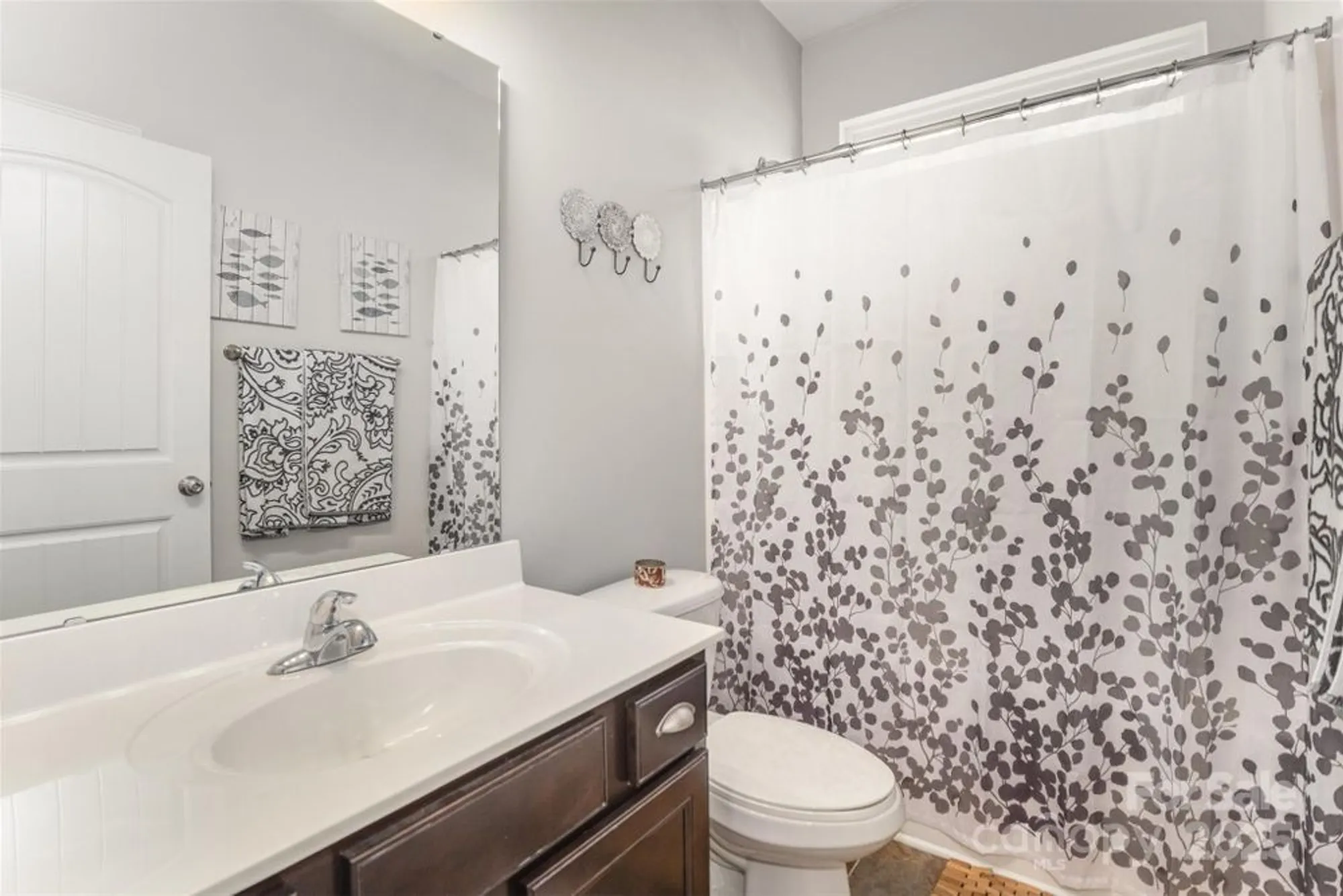 Property Slideshow image 26 of 36 | 8708 artesa mill ln, Charlotte, NC, 28214