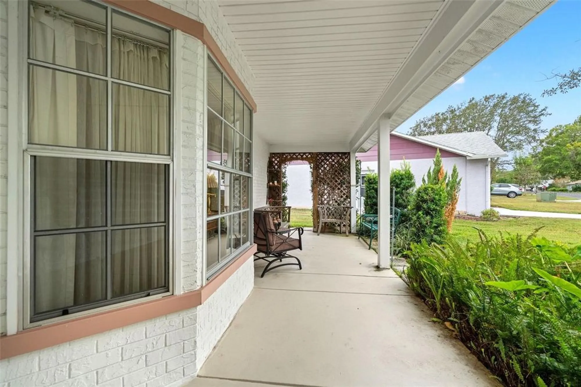 Property Slideshow image 4 of 67 | 6404 lost tree ln, Spring Hill, FL, 34606