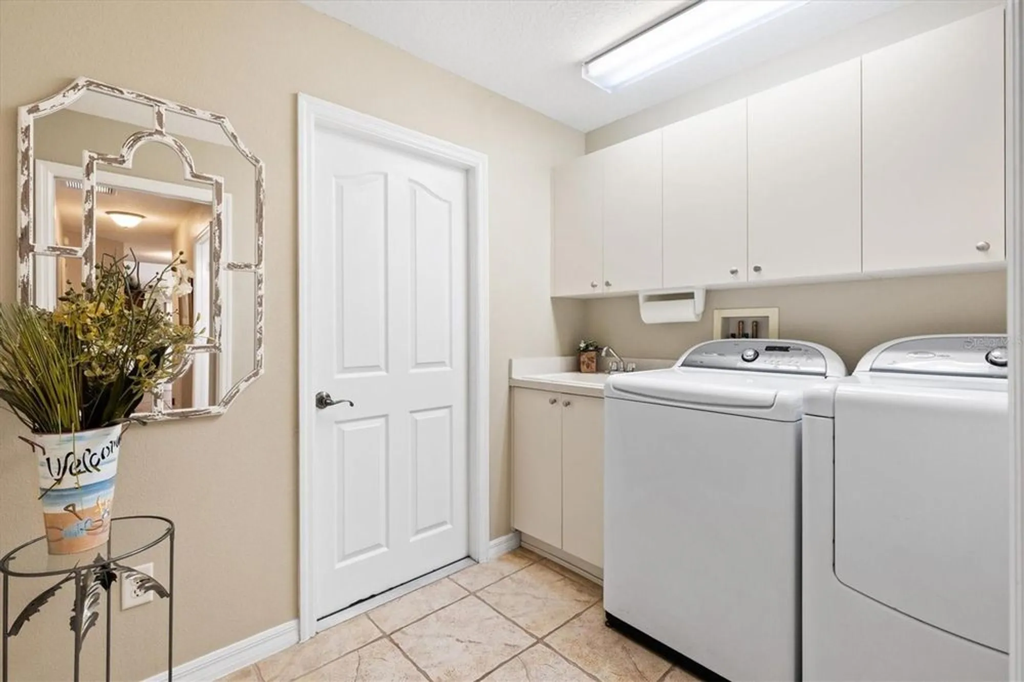Property Slideshow image 27 of 68 | 17339 se 84th foxgrove ave, The Villages, FL, 32162
