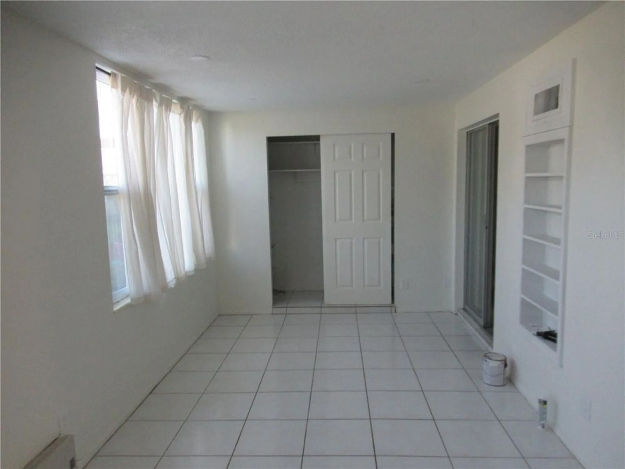 Property Slideshow image 8 of 23 | 2073 denmark st 5, Clearwater, FL, 33763