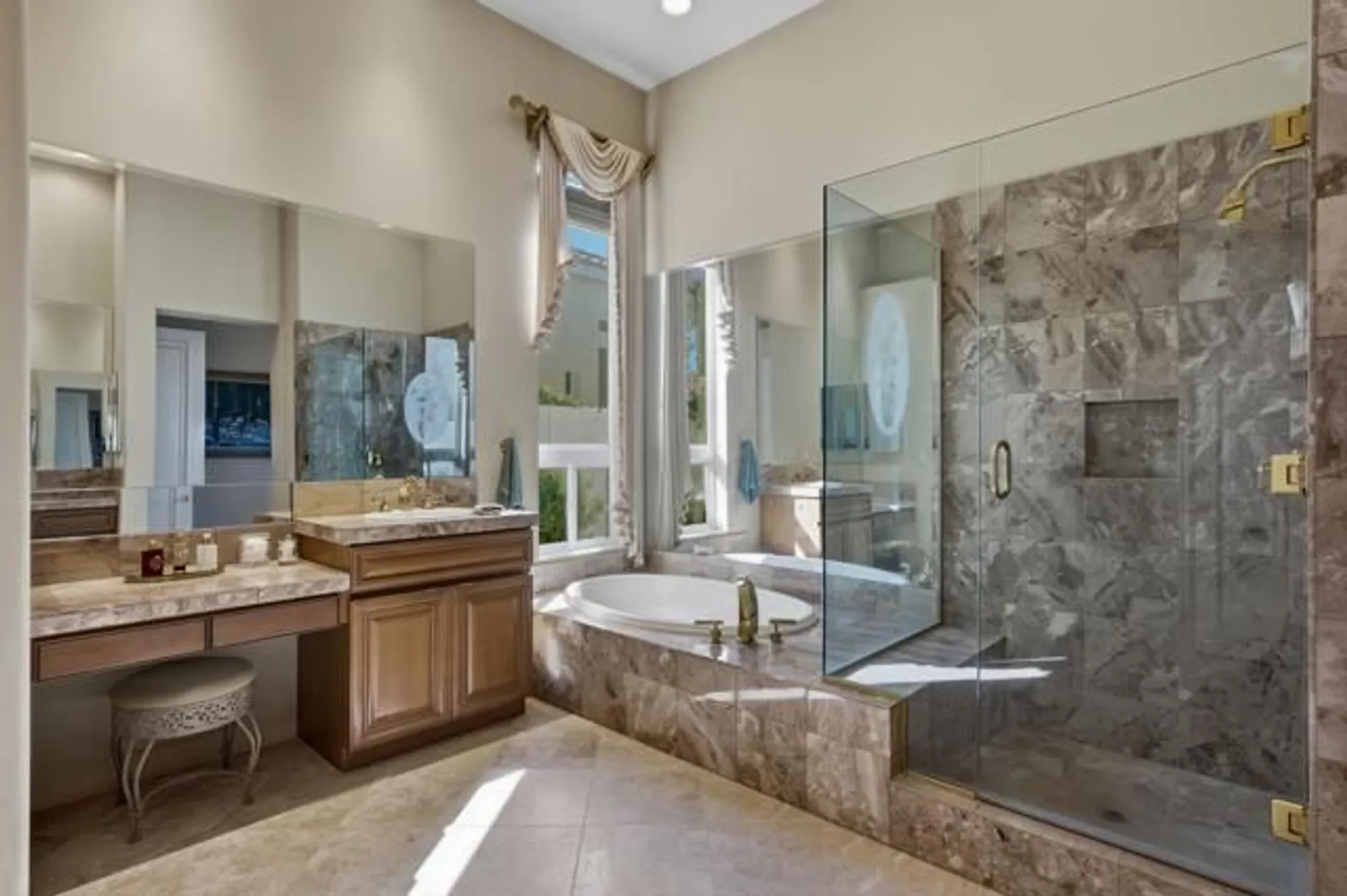 Property Slideshow image 32 of 52 | 81105 legends way, La Quinta, CA, 92253
