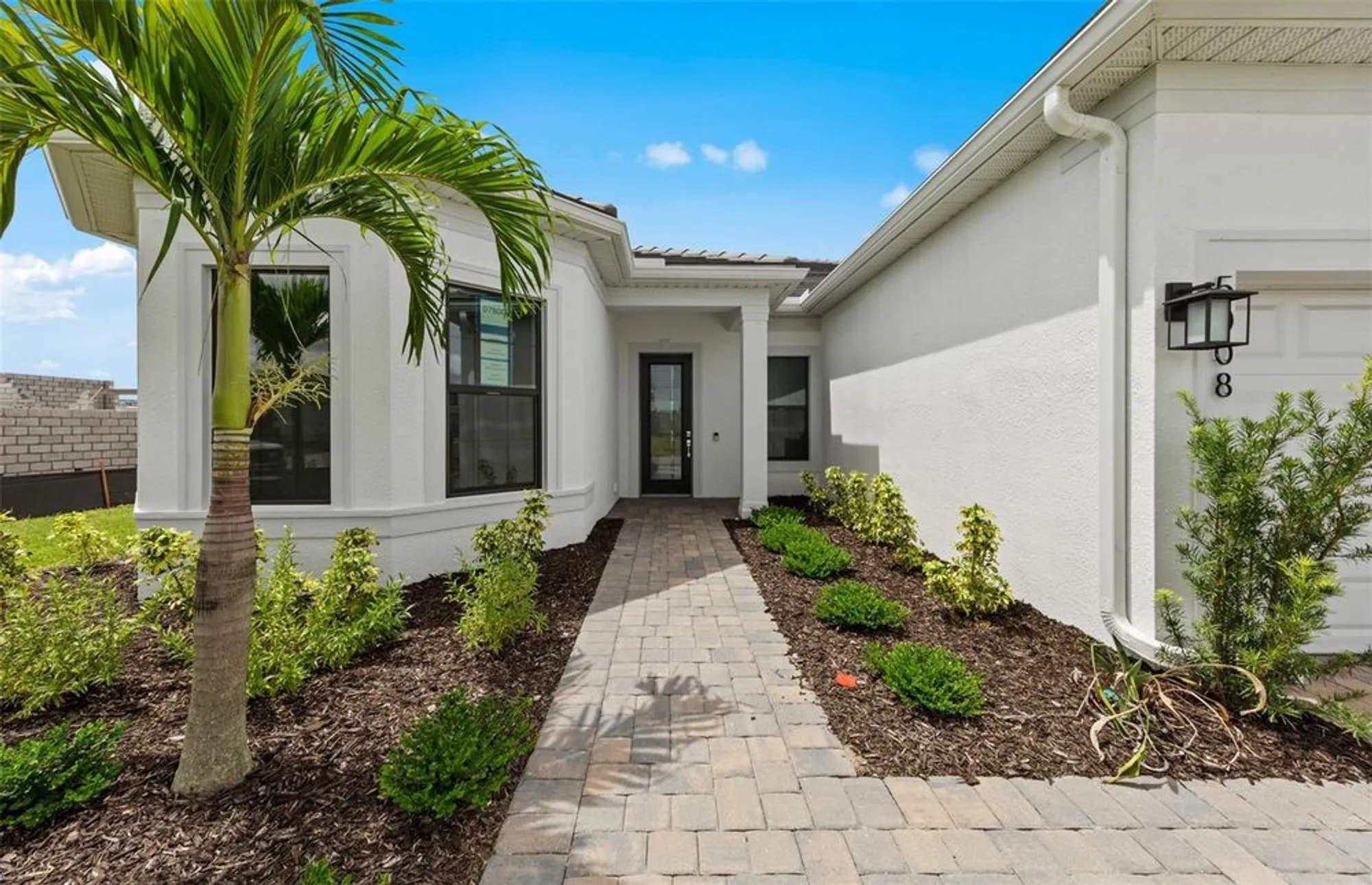 Property Slideshow image 7 of 37 | 5008 stoney point gln, Lakewood Ranch, FL, 34211