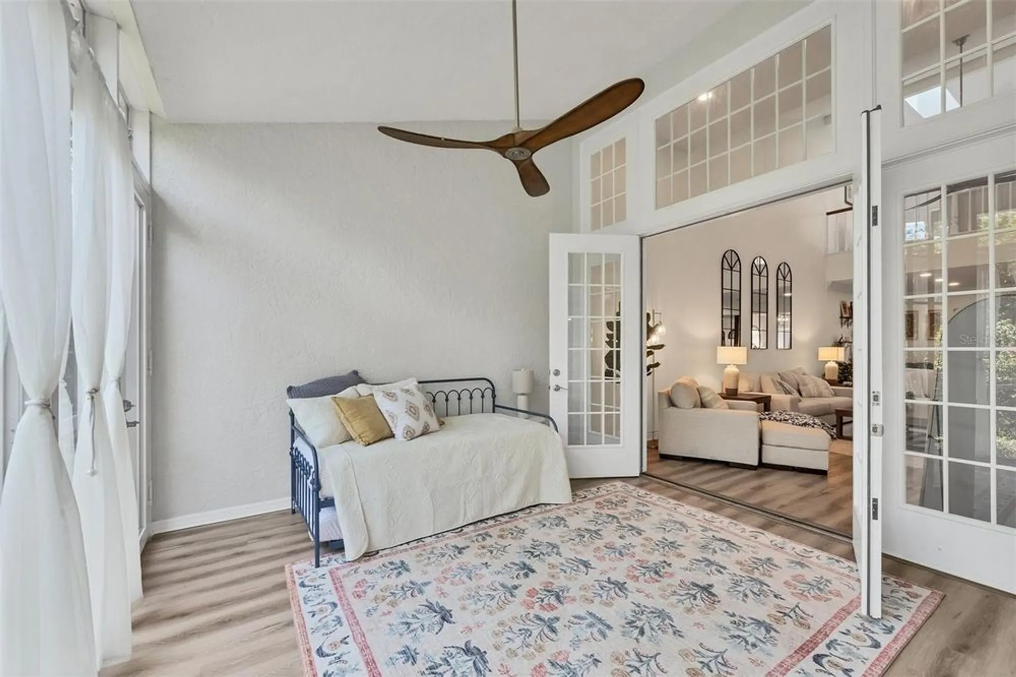 Property Slideshow image 39 of 66 | 1719 starling dr # 1719, Sarasota, FL, 34231