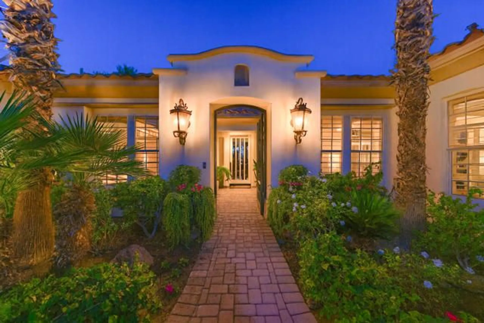 Property Slideshow image 8 of 77 | 81180 kingston heath, La Quinta, CA, 92253