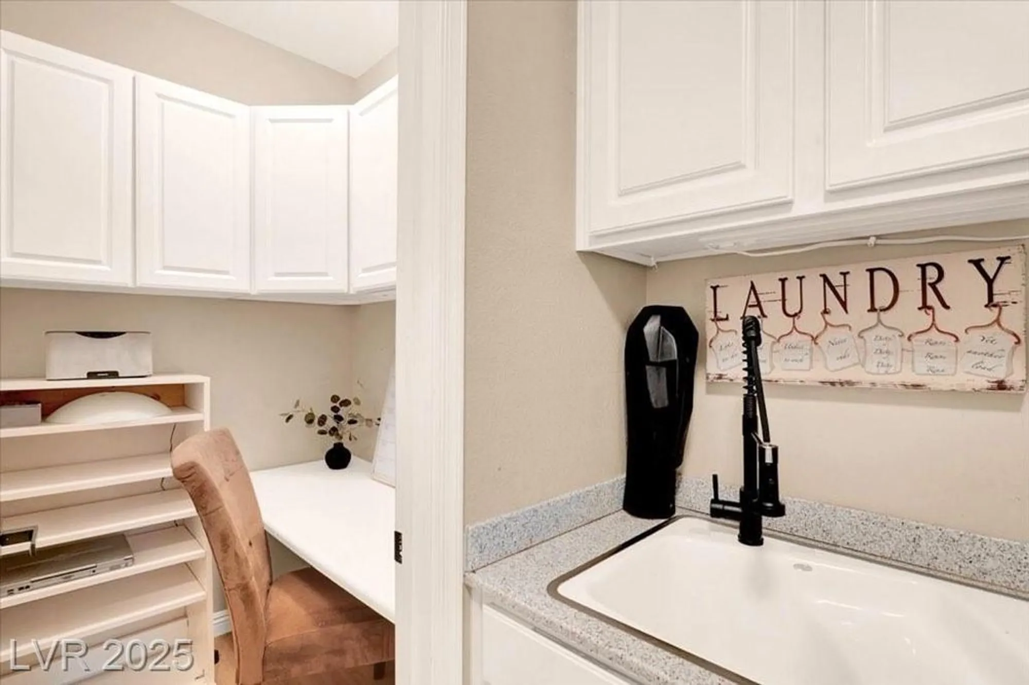 Property Slideshow image 44 of 68 | 3048 brownbirds nest dr, Henderson, NV, 89052