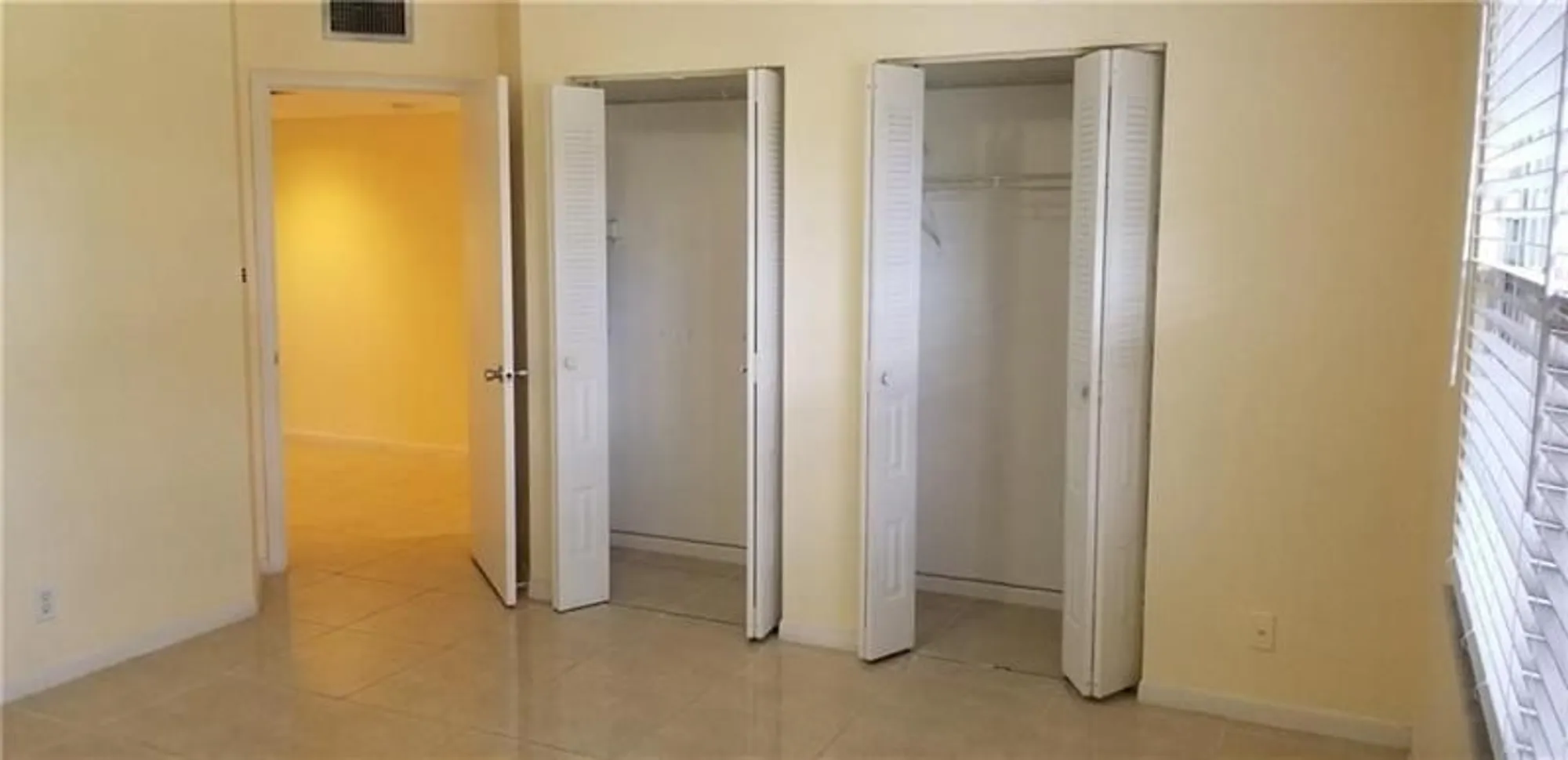 Property Slideshow image 10 of 16 | 1110 sw 125th ave apt 314m, Pembroke Pines, FL, 33027
