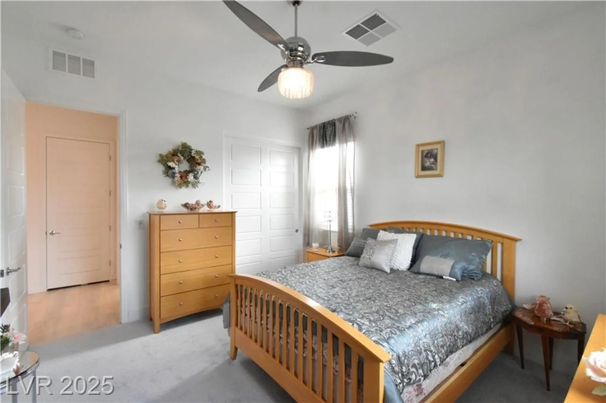 Property Slideshow image 41 of 88 | 12468 primrose grove ln, Las Vegas, NV, 89138