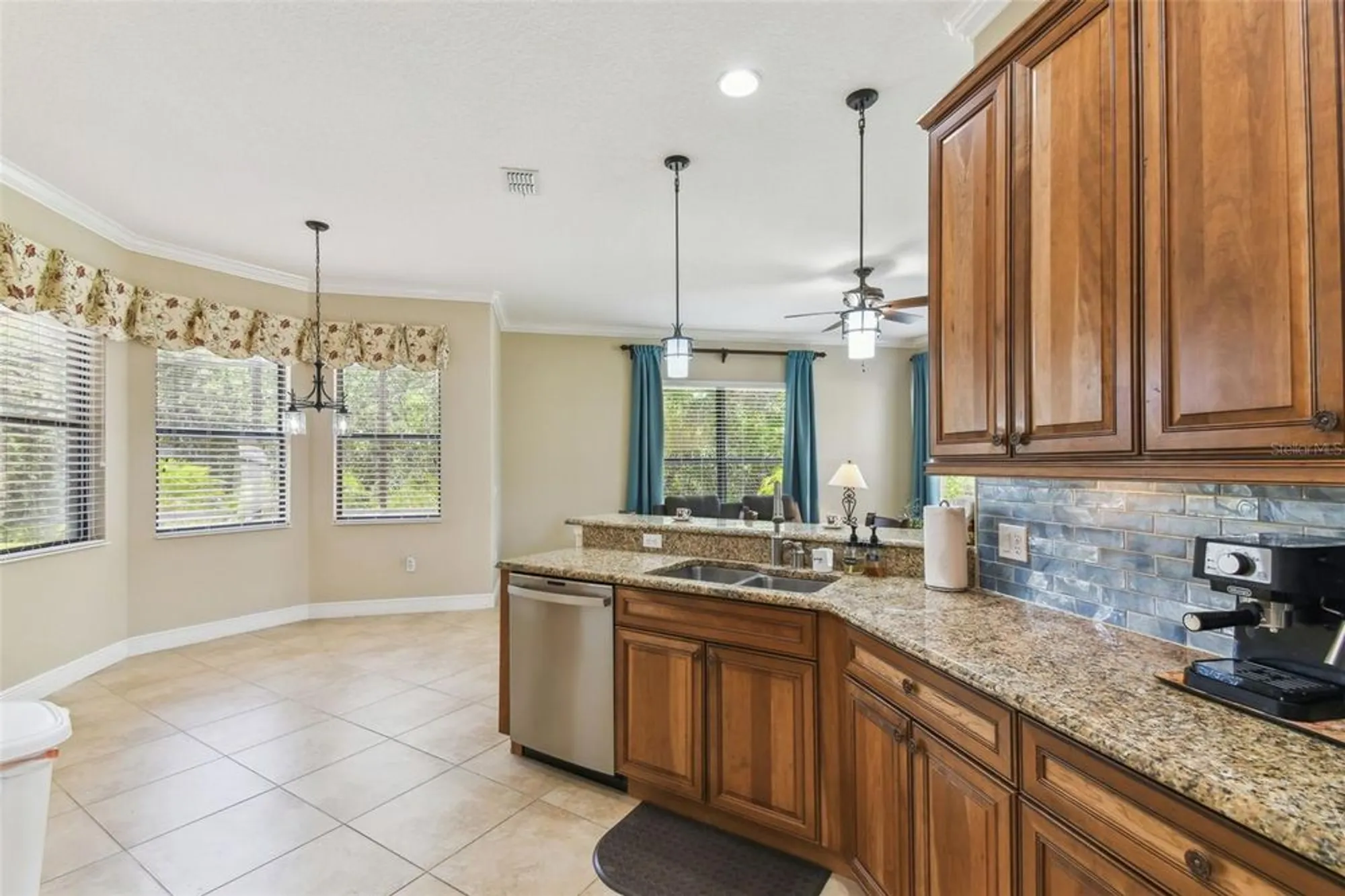 Property Slideshow image 17 of 61 | 429 villa park rd, Kissimmee, FL, 34759