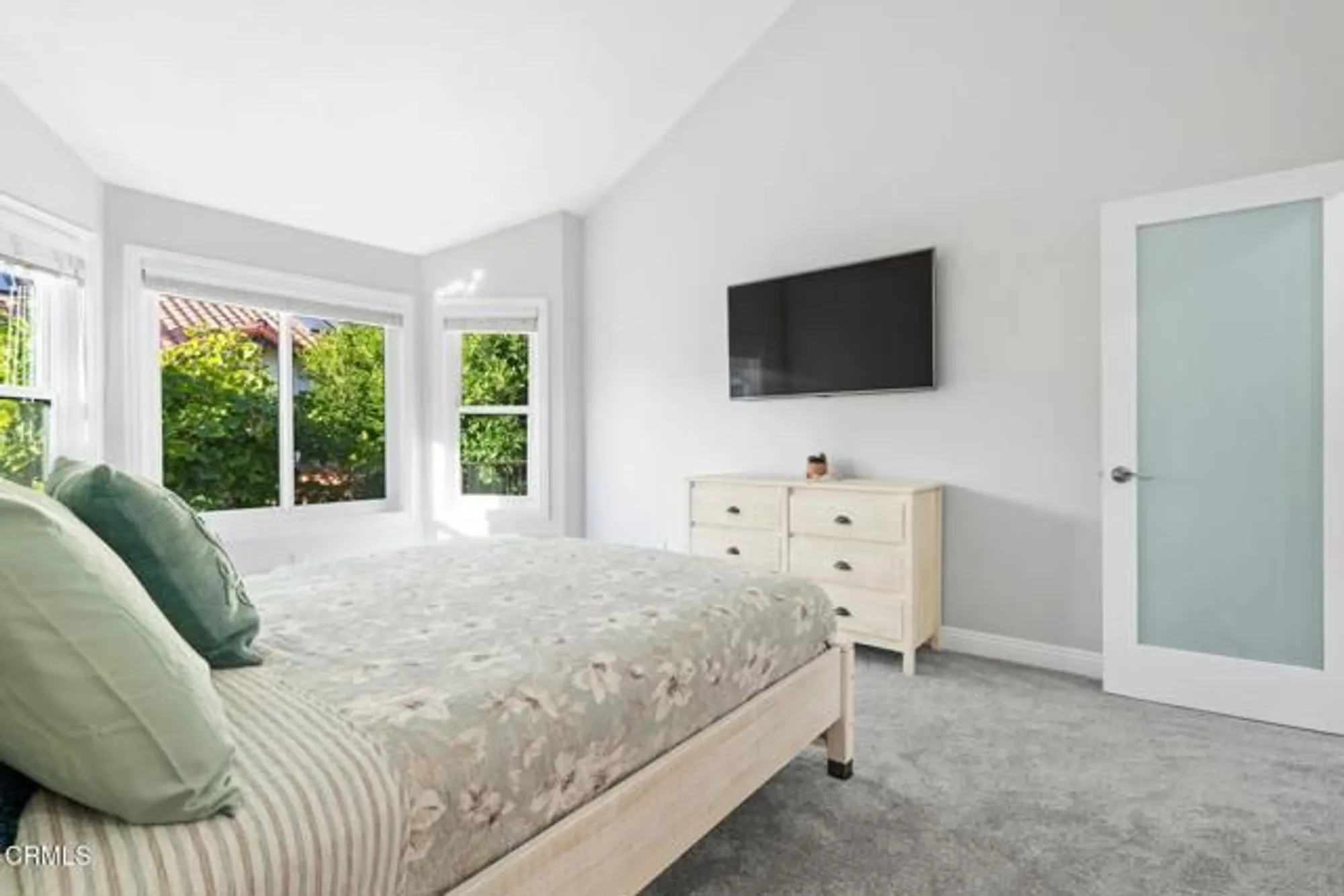 Property Slideshow image 29 of 53 | 2151 martinique ln, Oxnard, CA, 93035