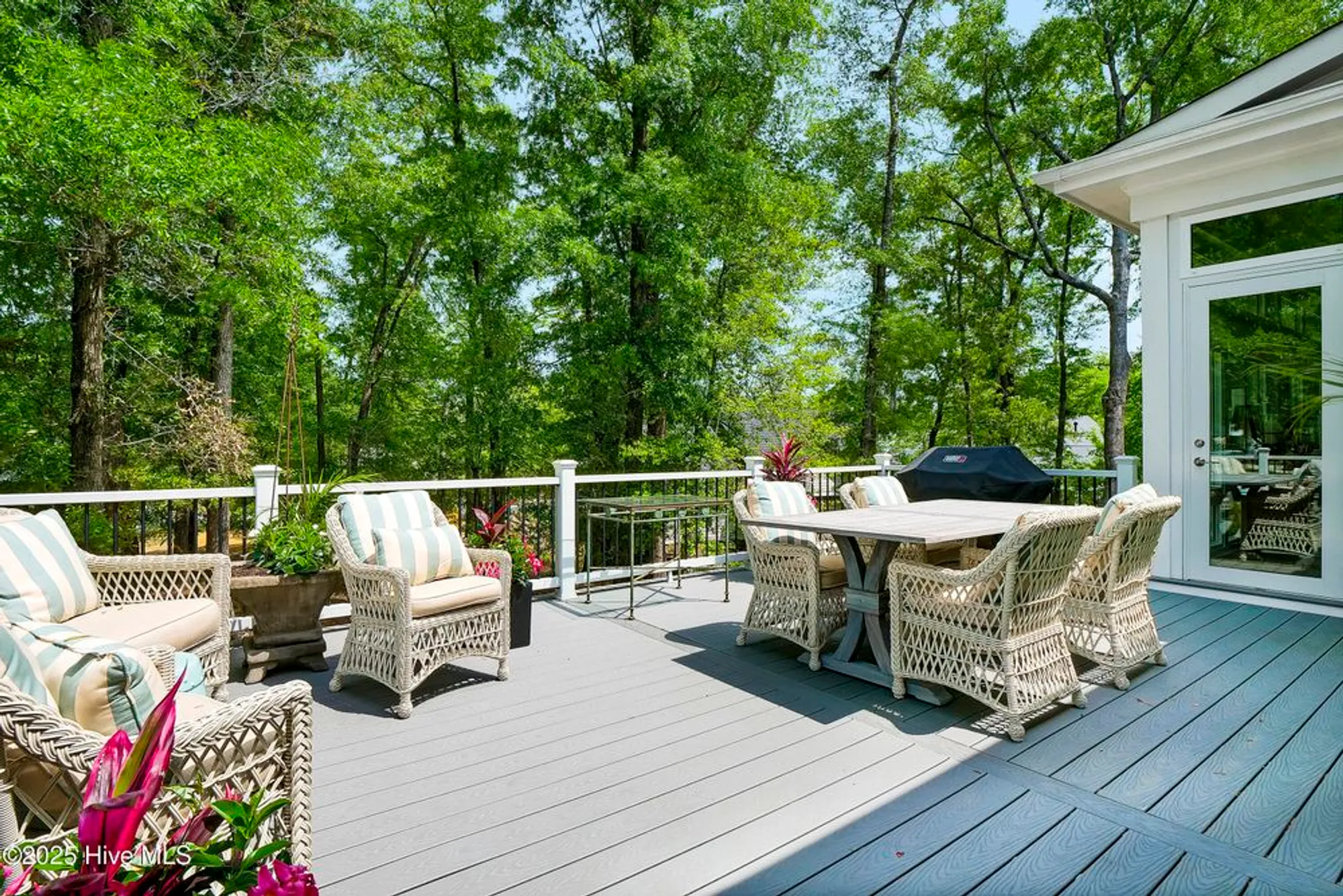Property Slideshow image 47 of 112 | 3722 white cliffs dr, Castle Hayne, NC, 28429