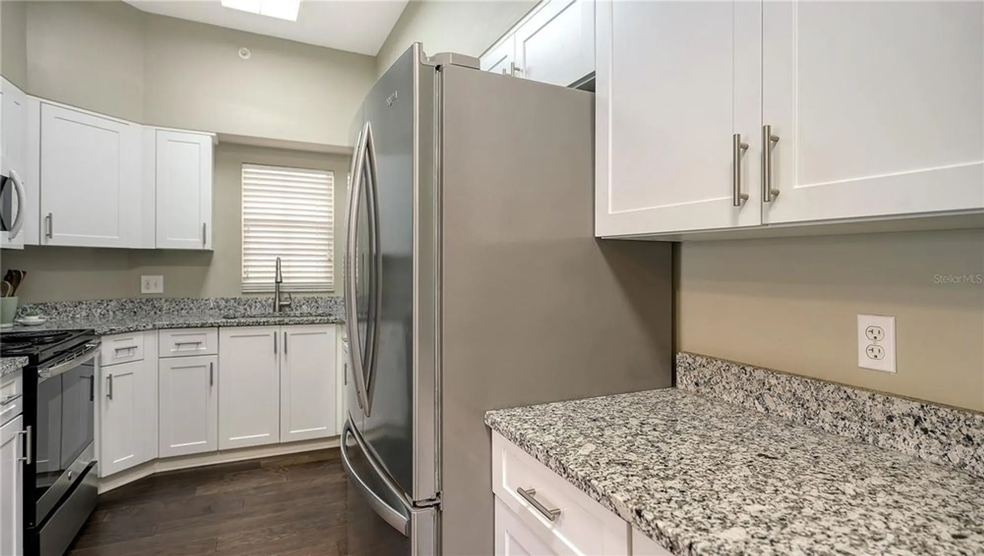 Property Slideshow image 13 of 37 | 4224 central sarasota pkwy 1116, Sarasota, FL, 34238