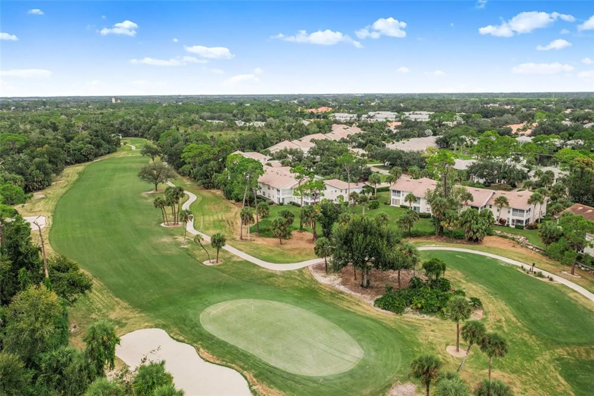 Property Slideshow image 2 of 40 | 813 montrose dr 104, Venice, FL, 34293