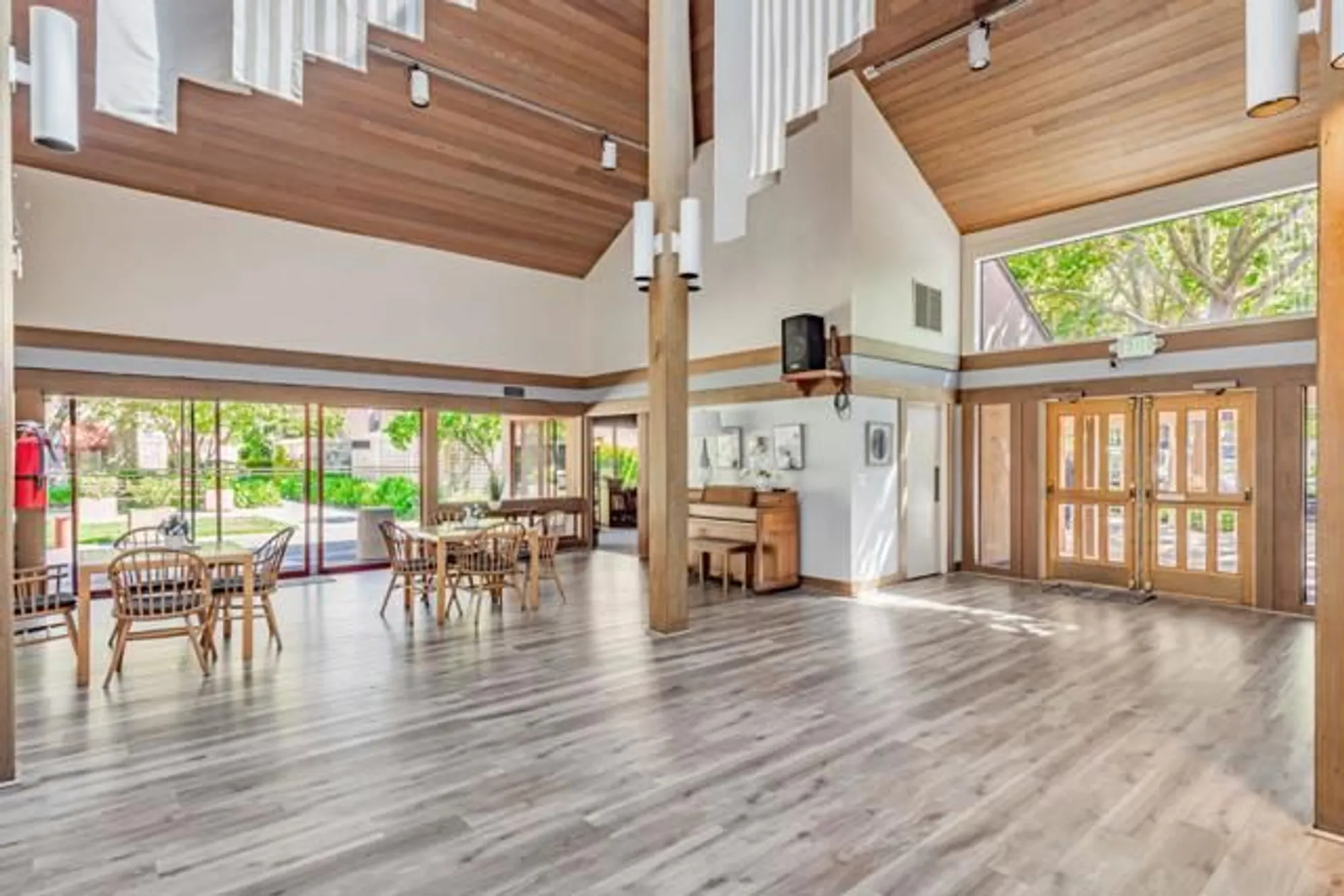 Property Slideshow image 32 of 35 | 443 alberto way b121, Los Gatos, CA, 95032