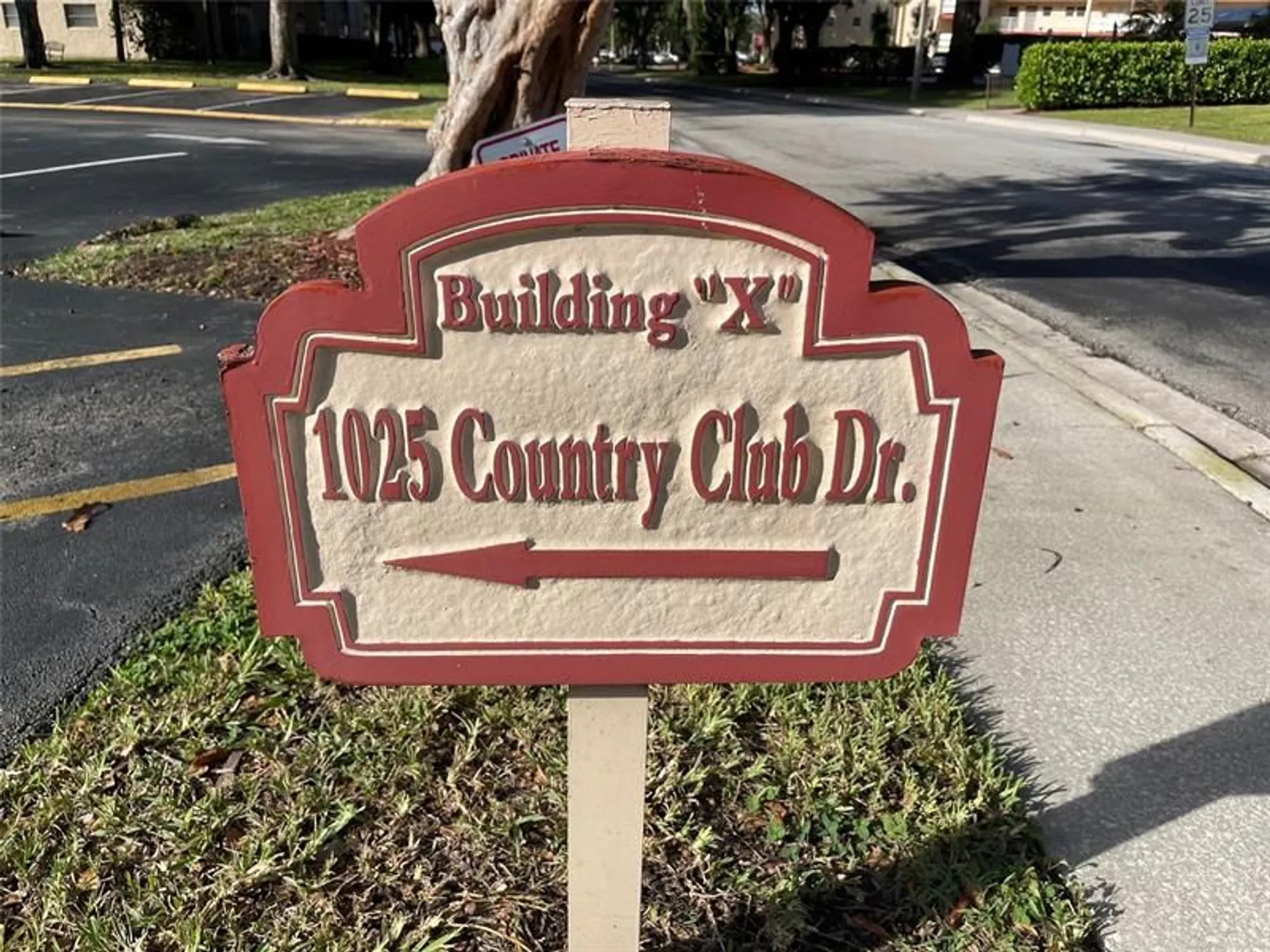 Property Slideshow image 34 of 57 | 1005 country club dr apt 205, Margate, FL, 33063