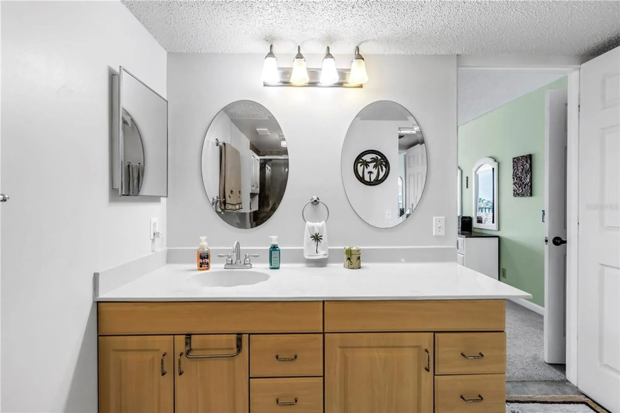 Property Slideshow image 21 of 36 | 6265 sun blvd apt 605, St Petersburg, FL, 33715