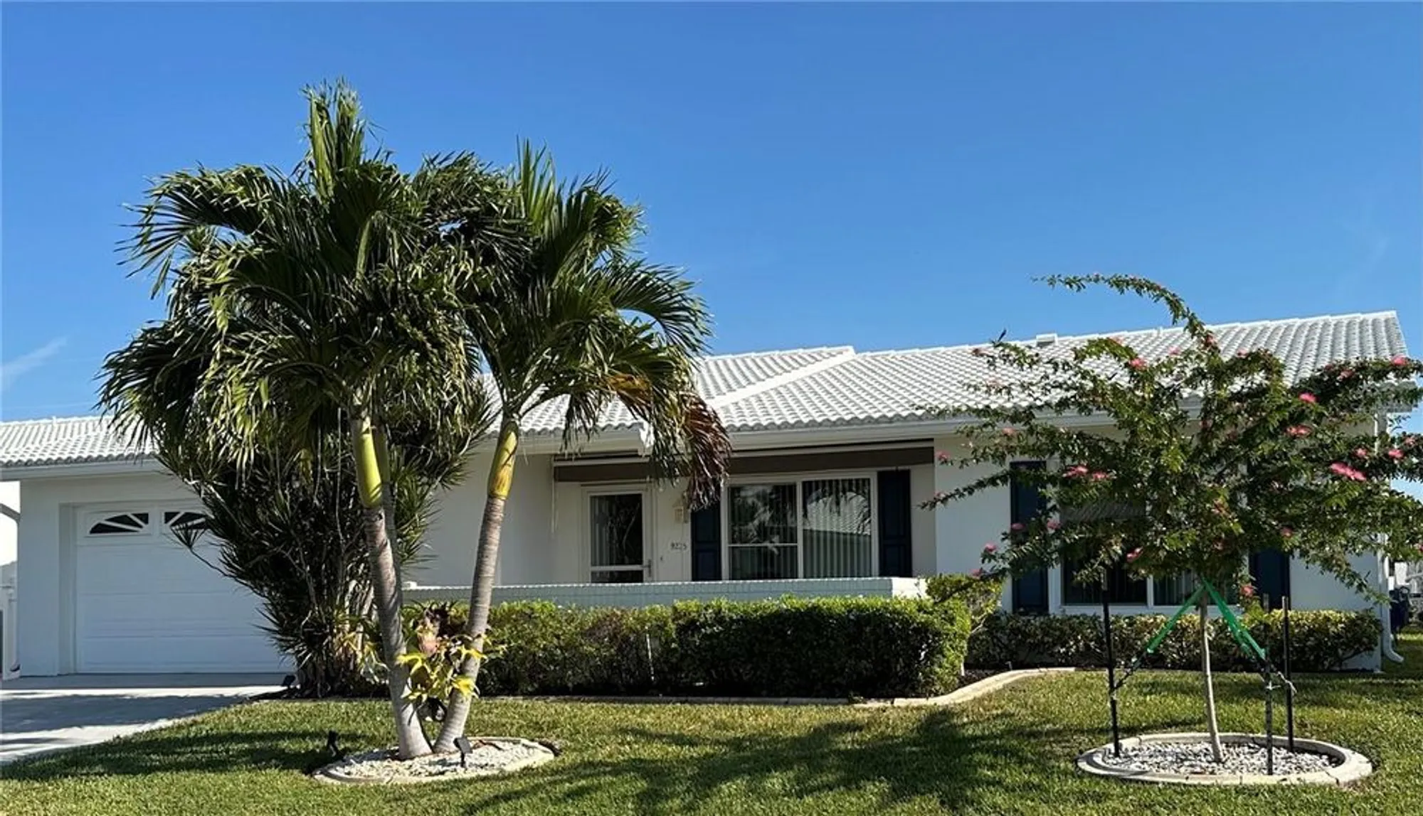 Property Slideshow image 59 of 72 | 9235 35th way n # 6, Pinellas Park, FL, 33782