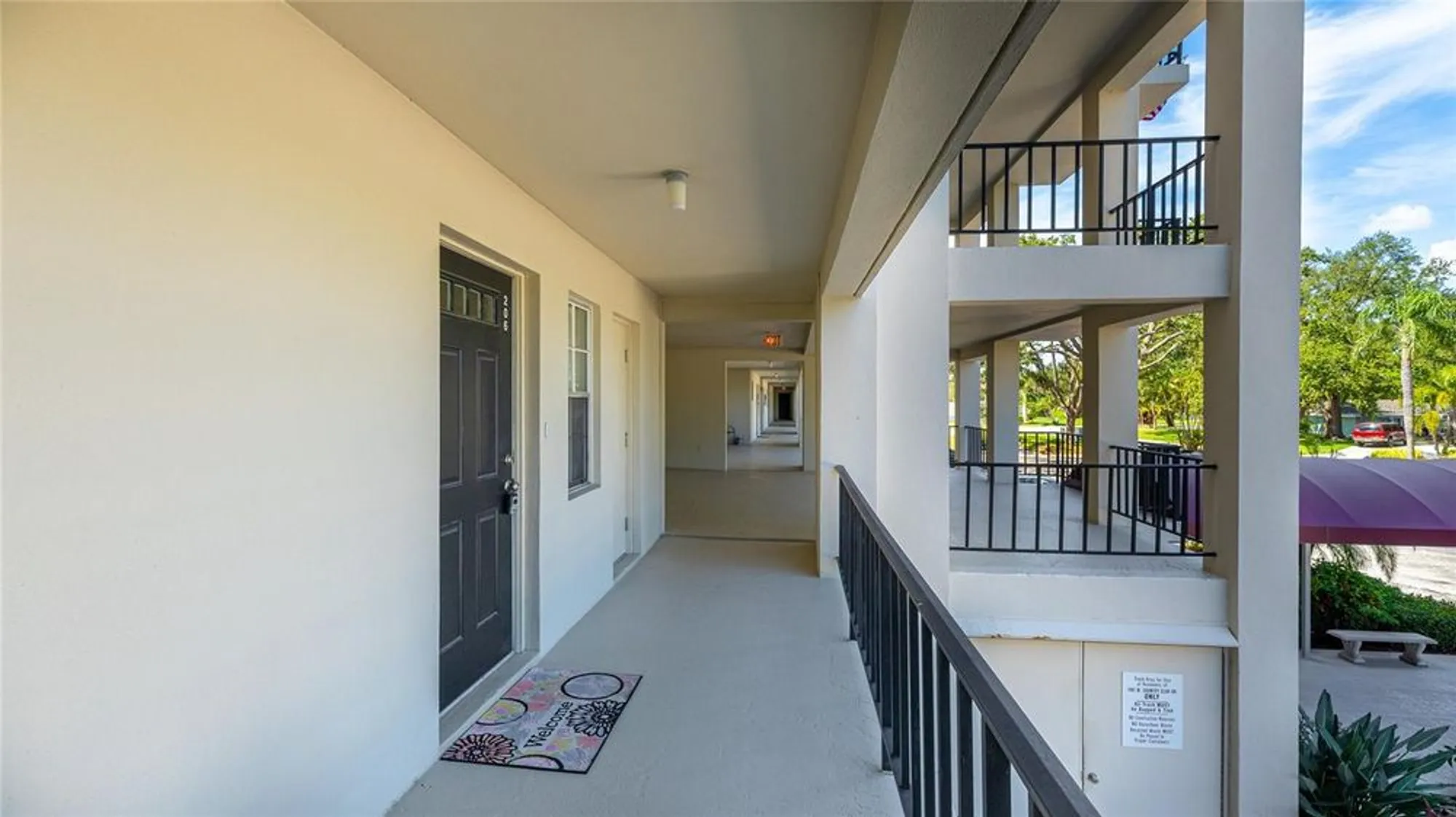 Property Slideshow image 17 of 23 | 7461 w country club dr 206, Sarasota, FL, 34243