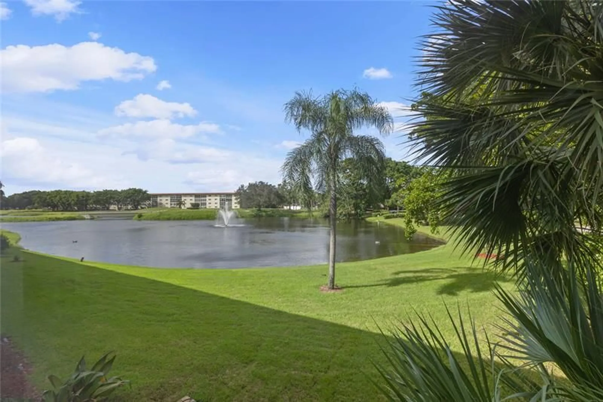 Property Slideshow image 14 of 15 | 4301 martinique cir m2, Coconut Creek, FL, 33066