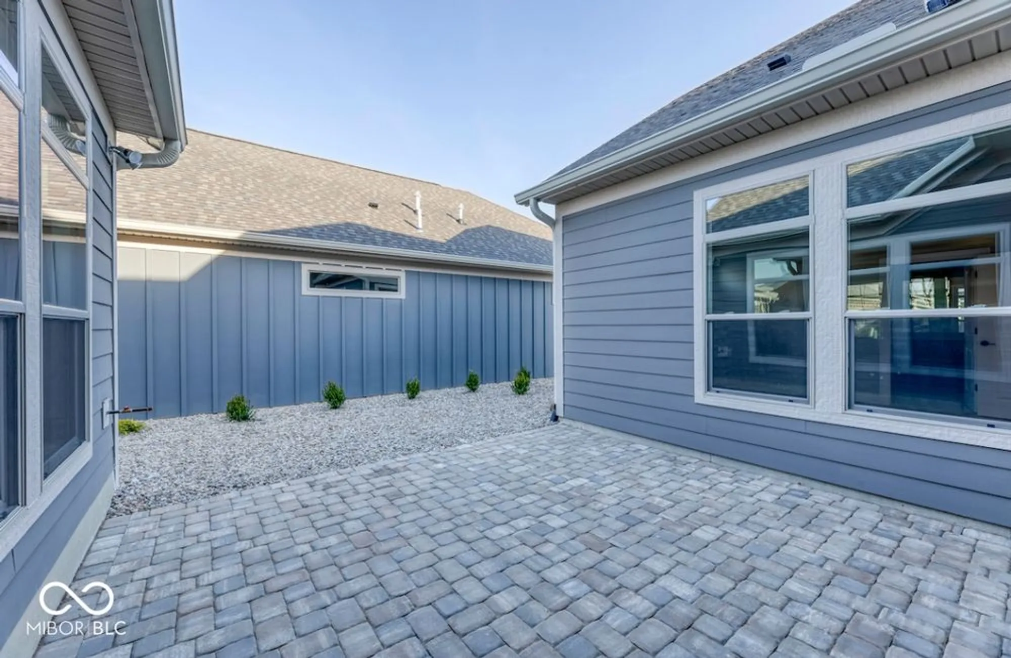 Property Slideshow image 27 of 38 | 2945 millgate dr, Carmel, IN, 46033